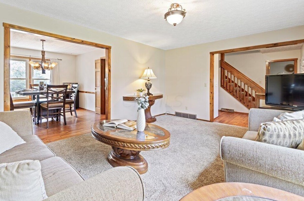 5349 Aryshire Dr, Dublin OH  43017-9424 exterior