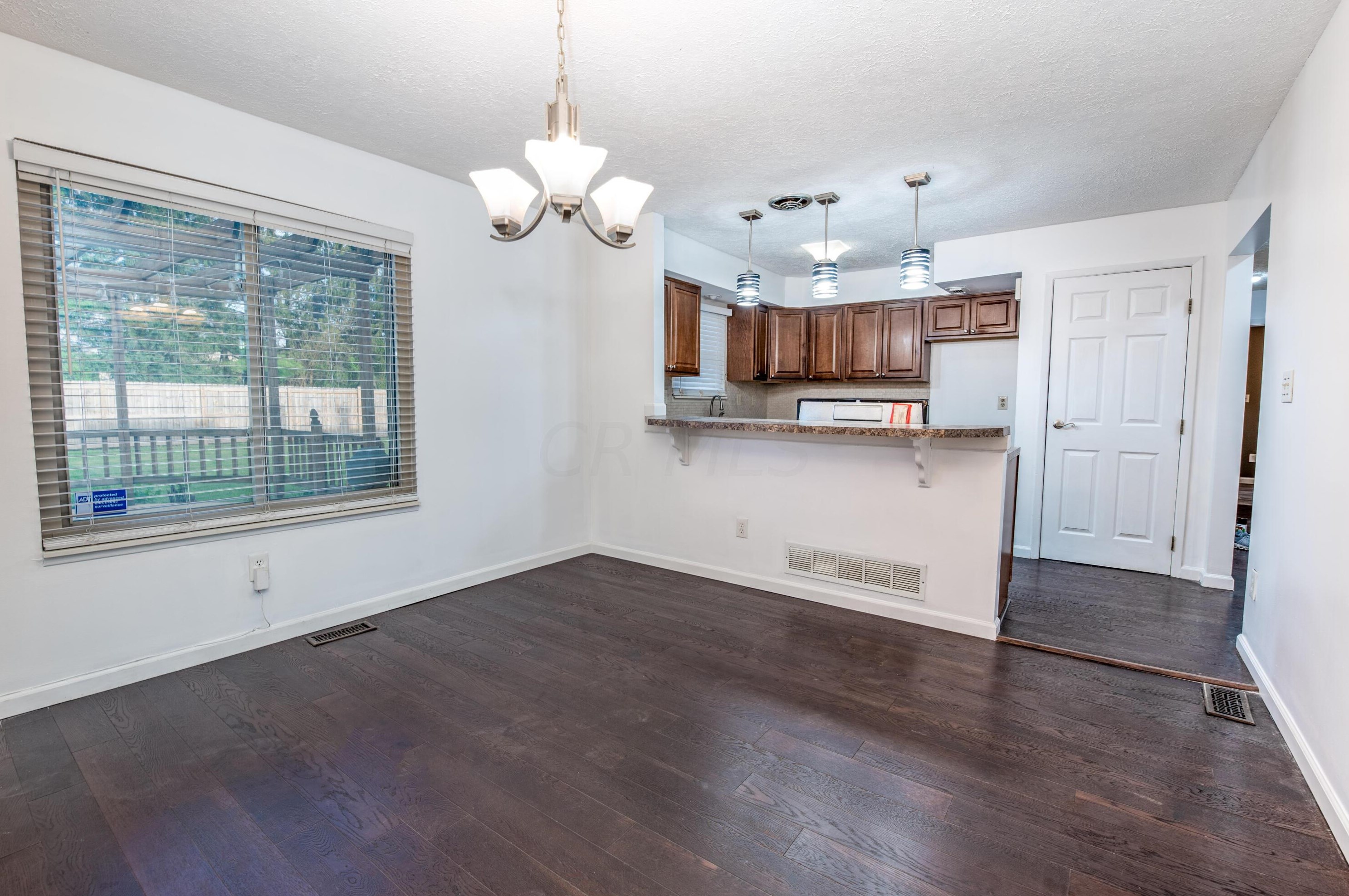 3062 Frobisher Ave, Dublin OH  43017-1617 exterior