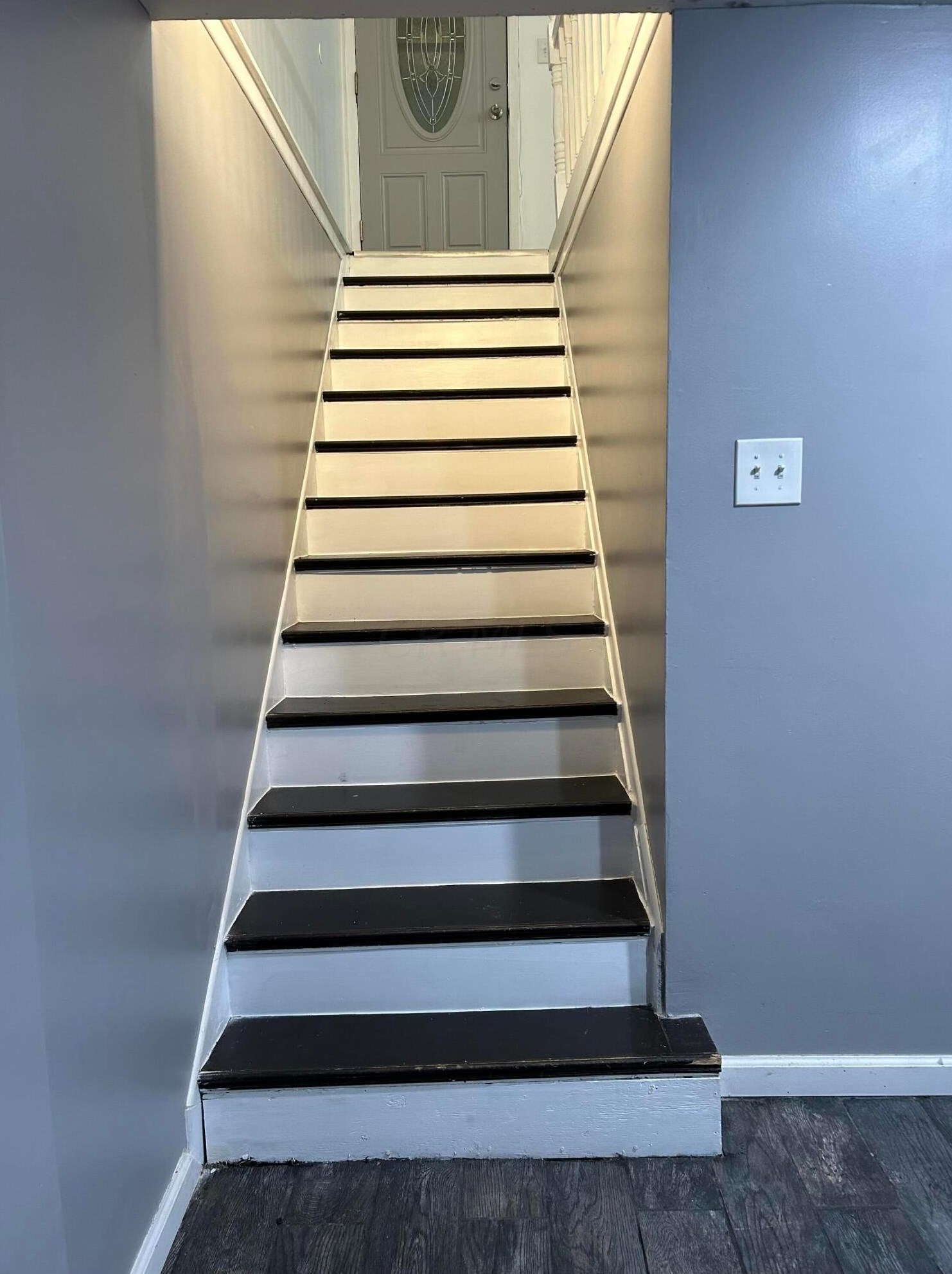 3062 Frobisher Ave, Dublin OH  43017-1617 exterior