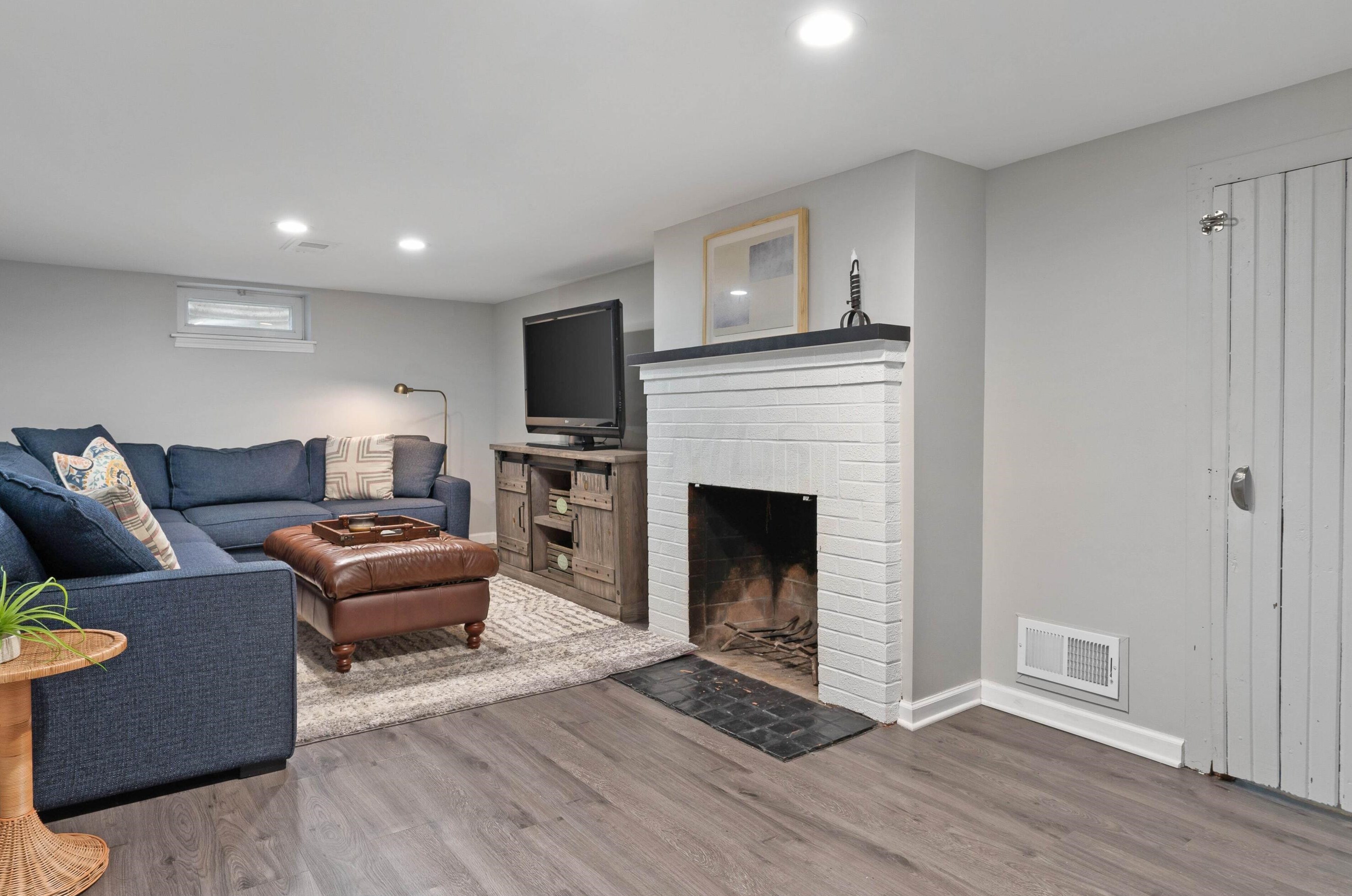 2651 Brandon Rd, Columbus OH 43221-3336 exterior