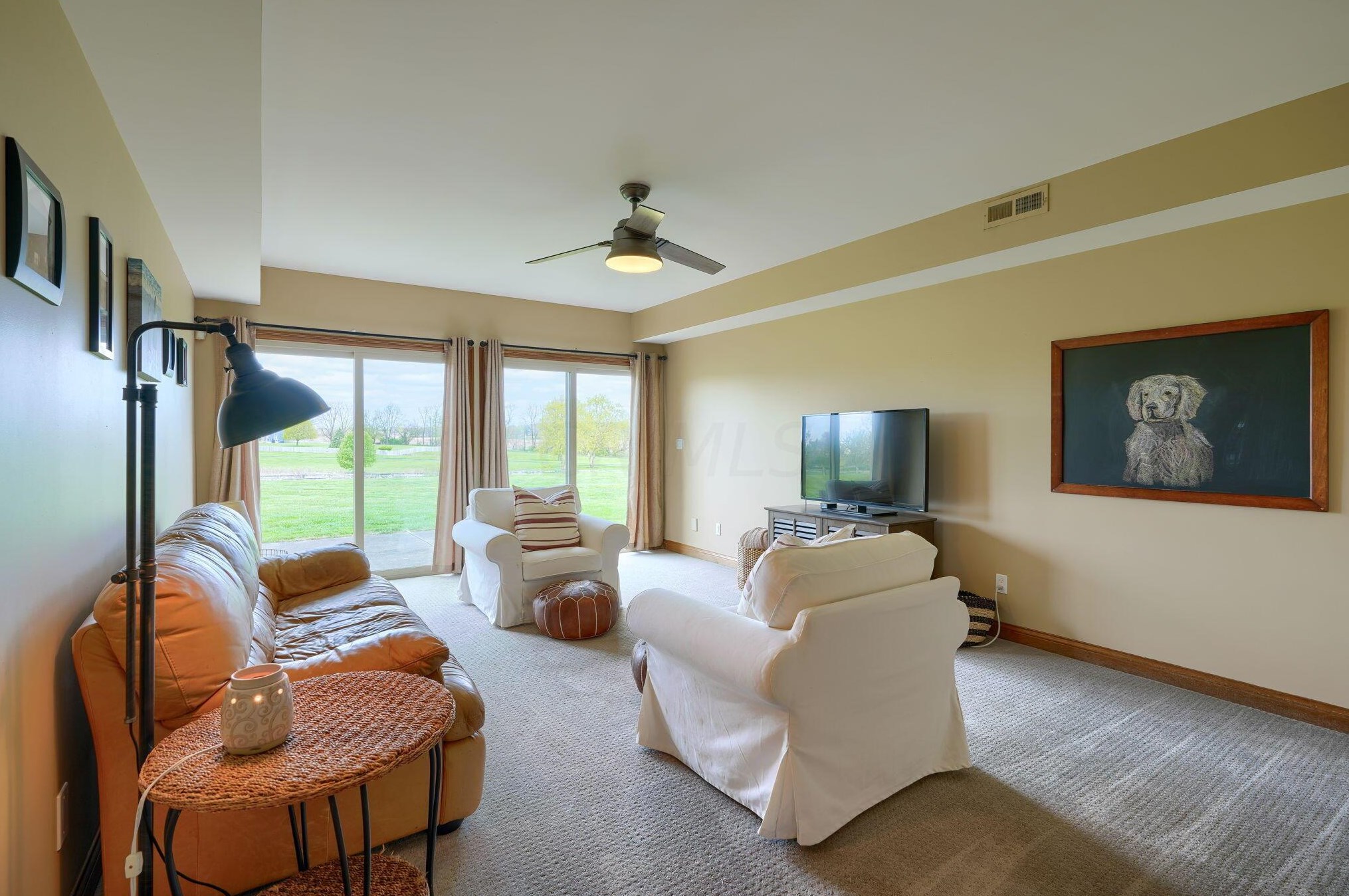 1887 Glenhurst Dr, Lancaster OH 43130-7951 exterior