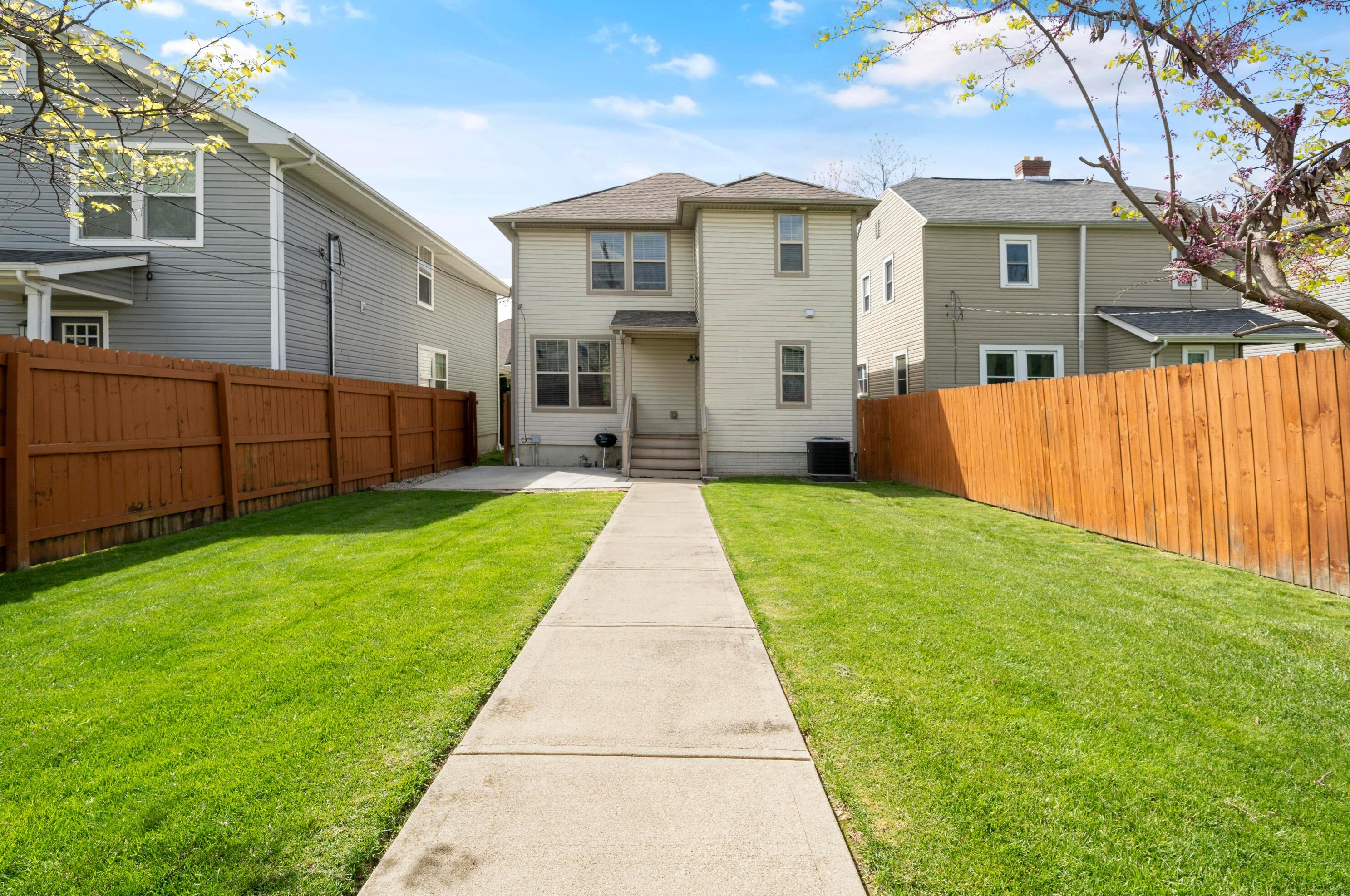 1286 5th St, Columbus OH  43201-2806 exterior