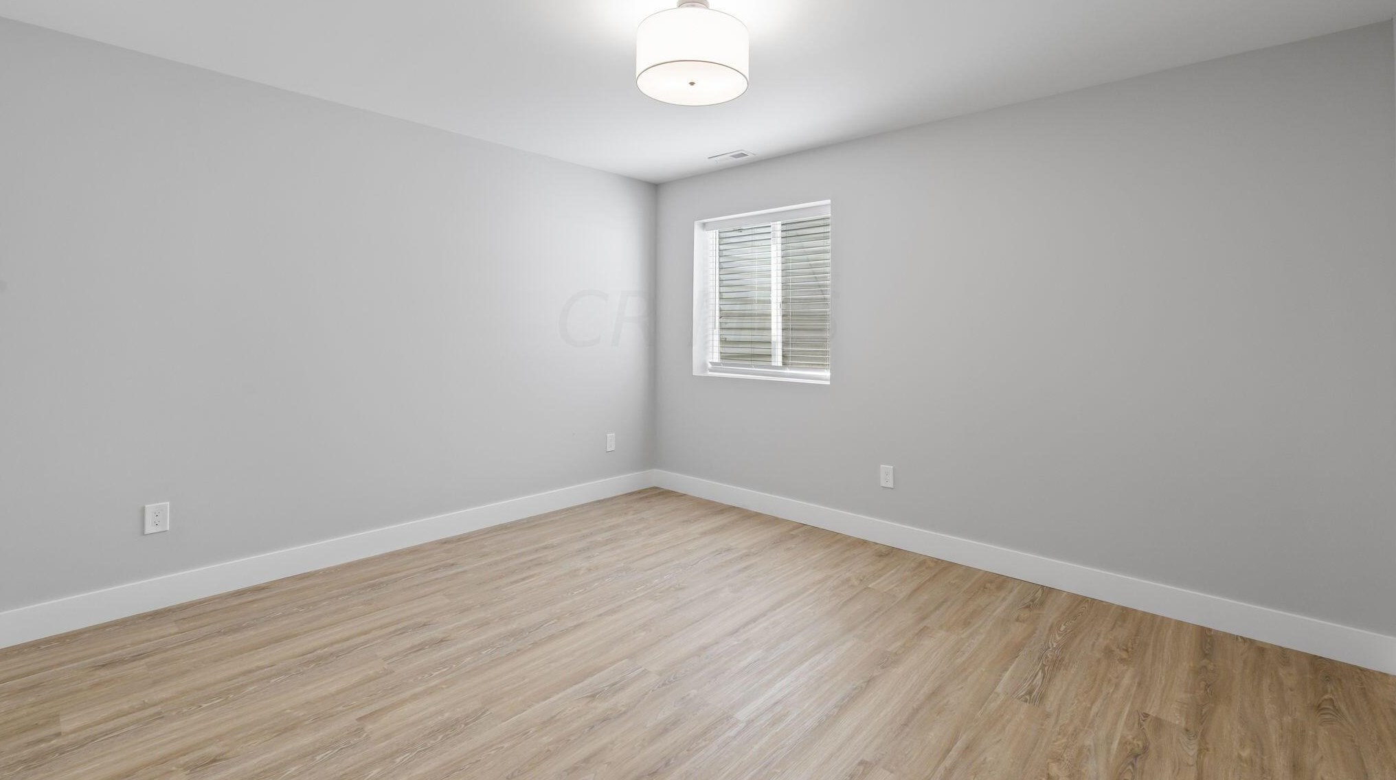 639 Kossuth St, Columbus OH 43206-2214 exterior