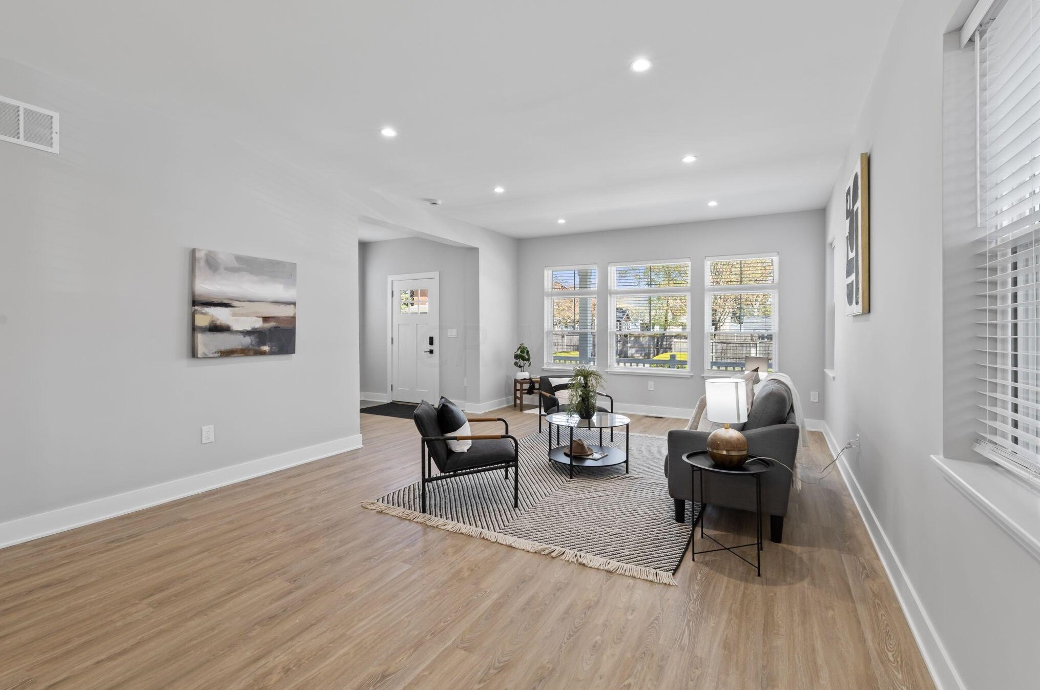 639 Kossuth St, Columbus OH 43206-2214 exterior