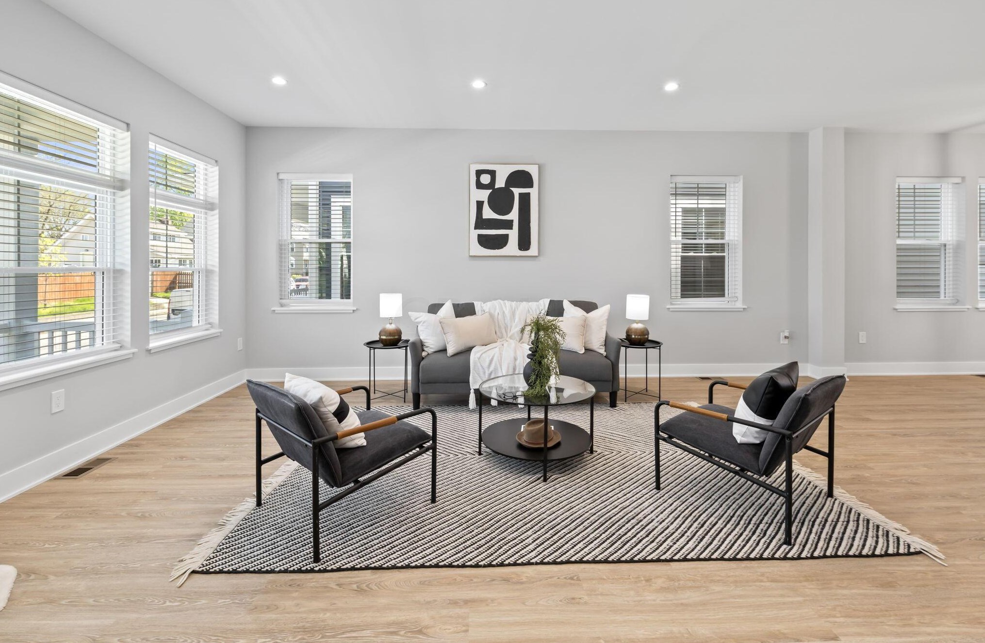 639 Kossuth St, Columbus OH 43206-2214 exterior