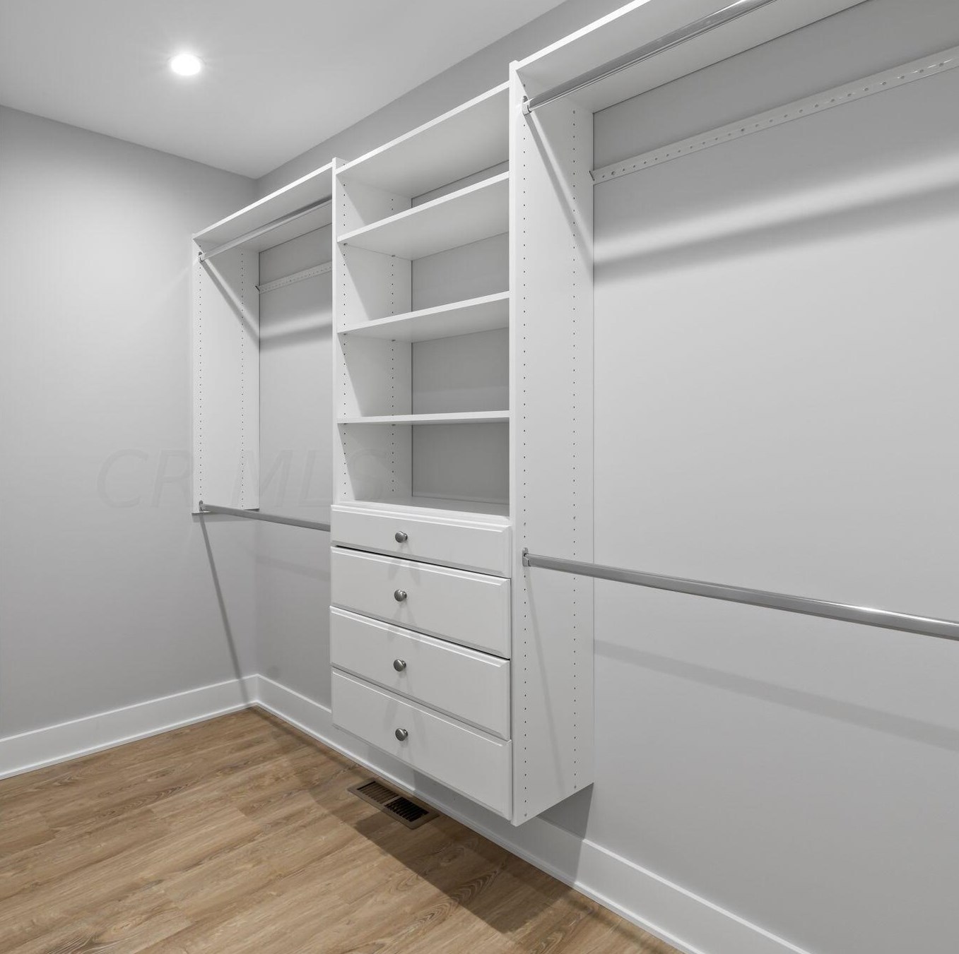 639 Kossuth St, Columbus OH 43206-2214 exterior