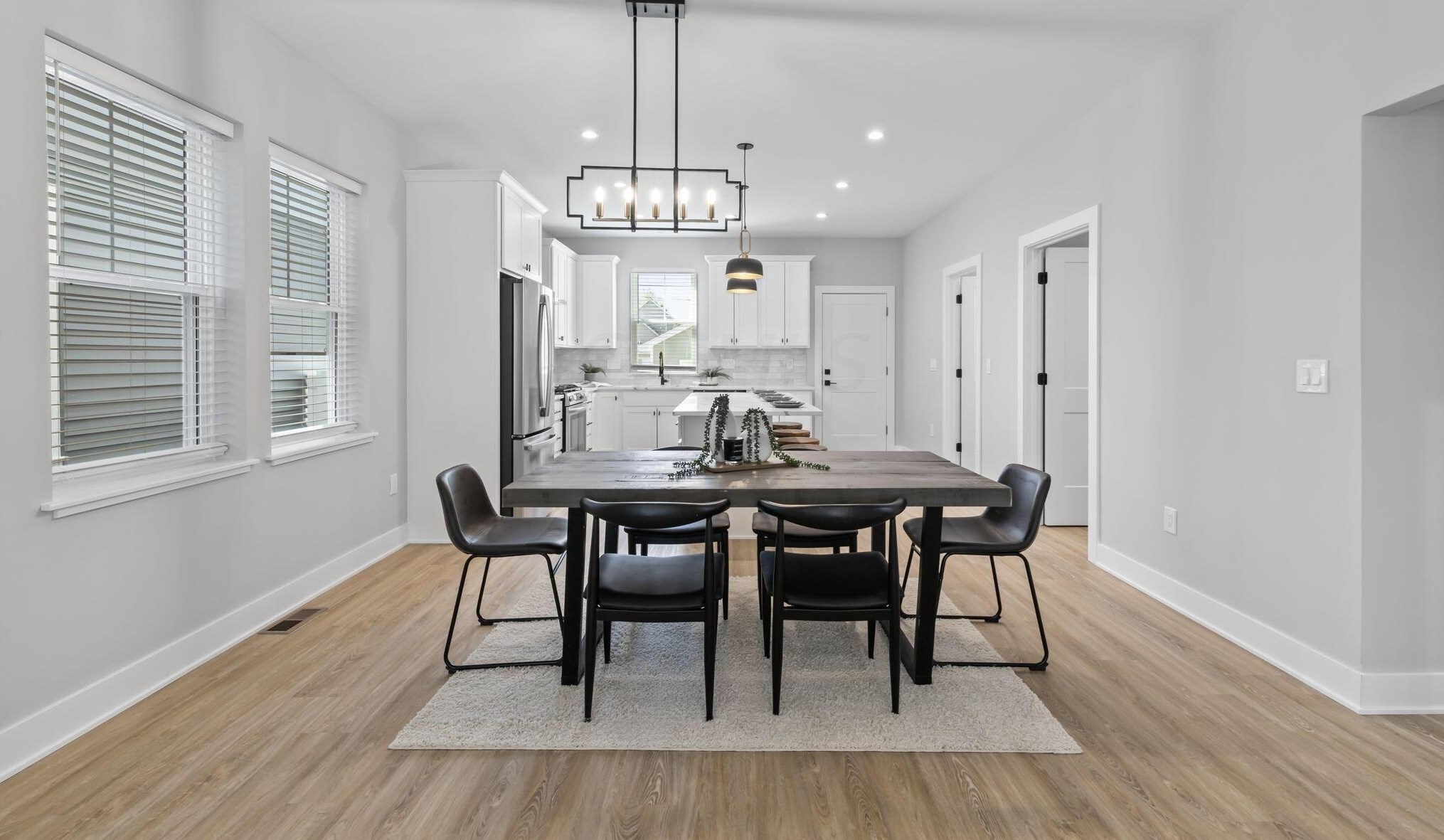 639 Kossuth St, Columbus OH 43206-2214 exterior