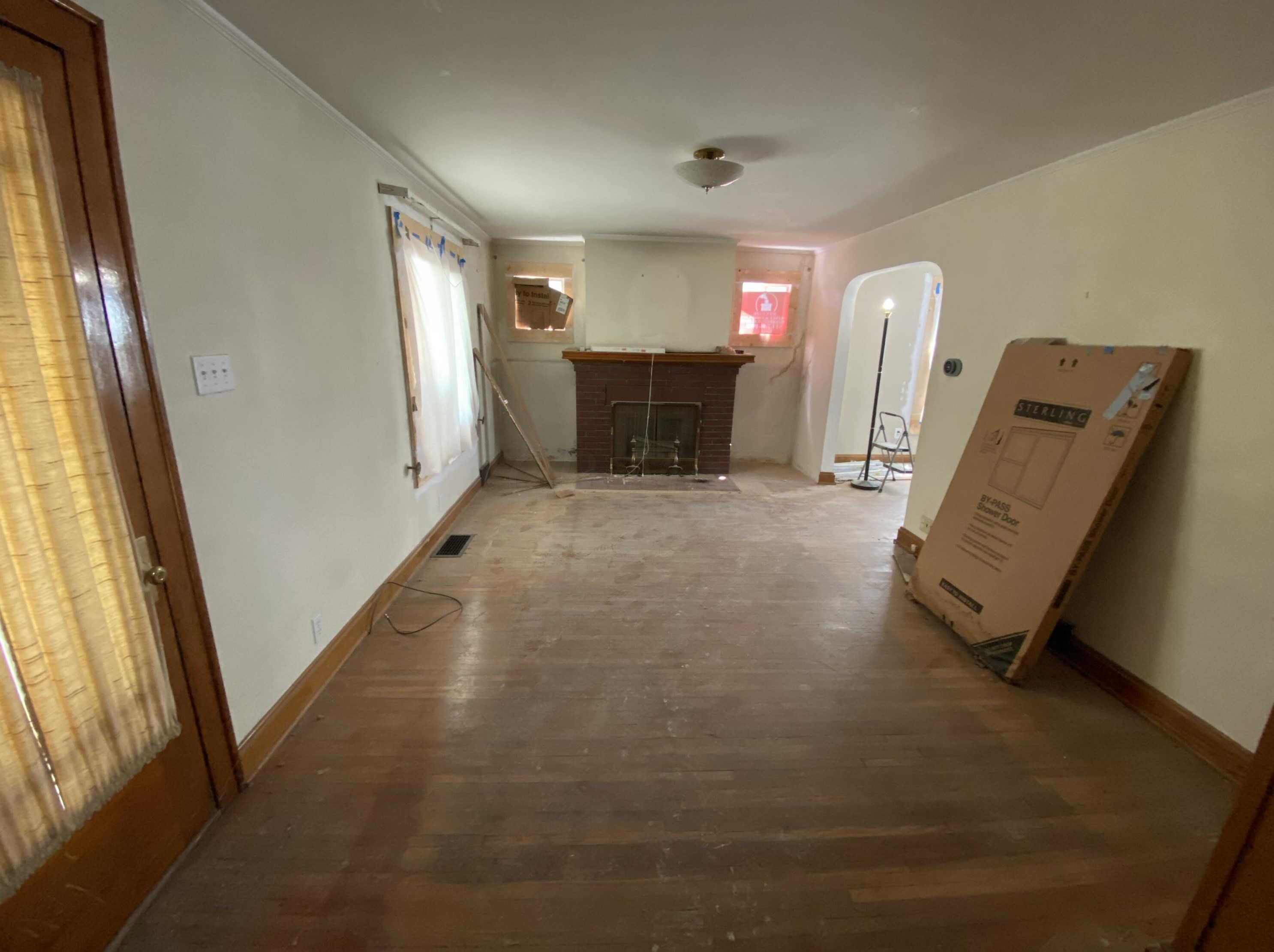 689 Eureka Ave, Columbus OH  43204-2915 exterior