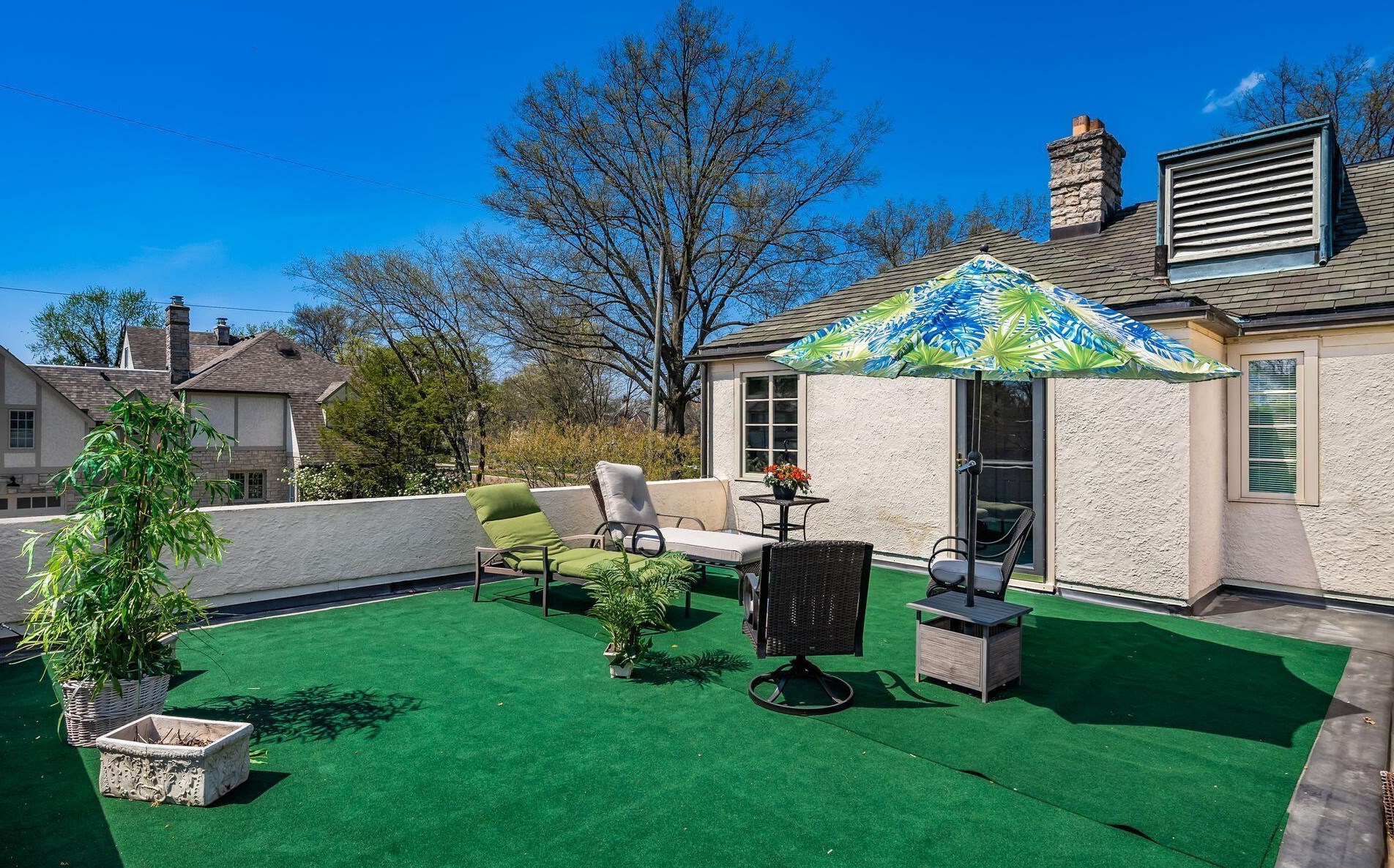 2699 Bexley Park Rd, Columbus OH 43209-2236 exterior