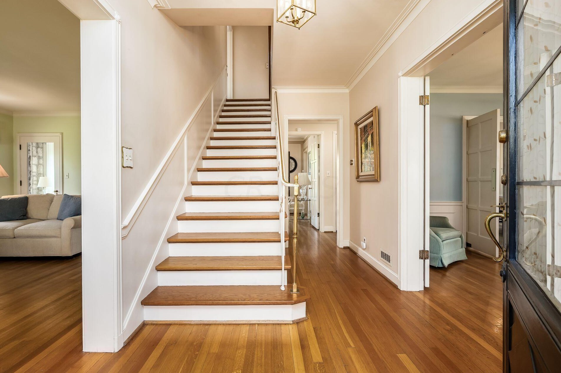 2699 Bexley Park Rd, Columbus OH 43209-2236 exterior