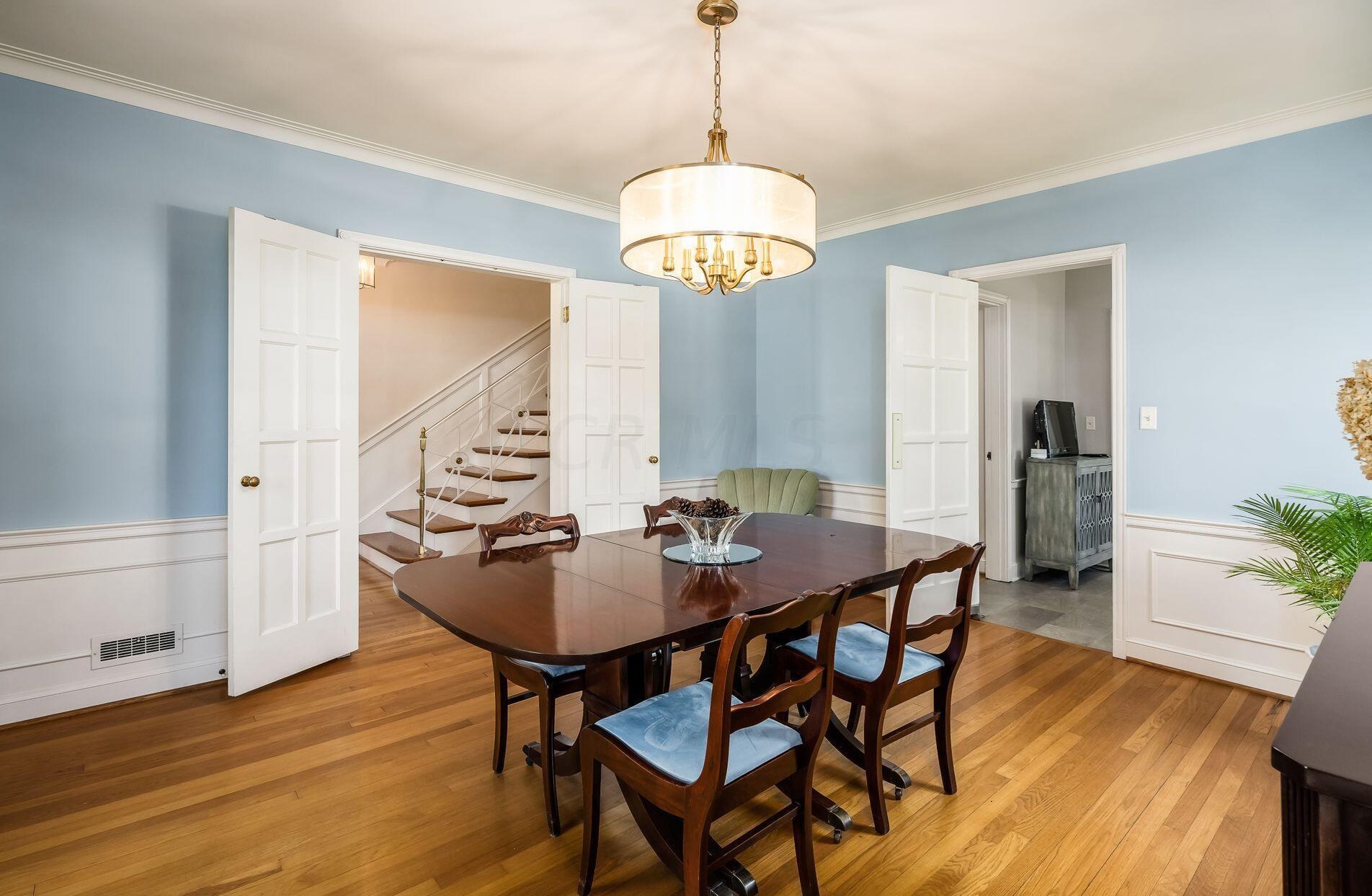 2699 Bexley Park Rd, Columbus OH 43209-2236 exterior