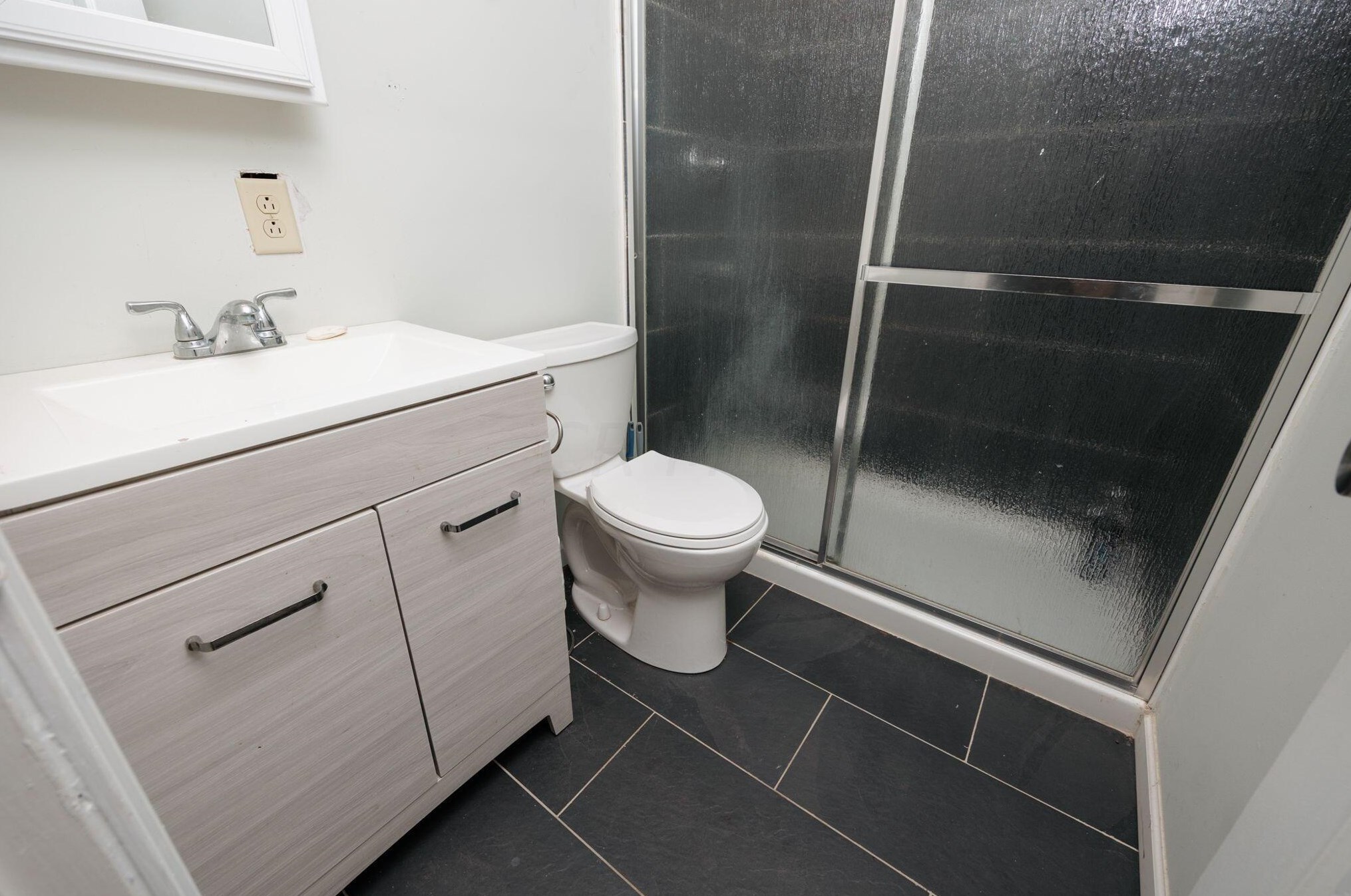 630 Harland Dr, Columbus OH 43207-4144 exterior