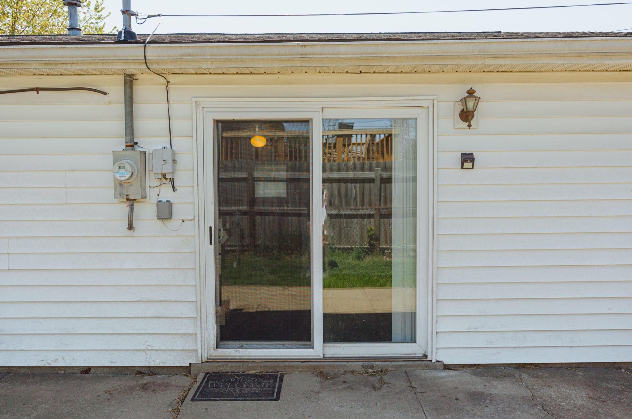 630 Harland Dr, Columbus OH 43207-4144 exterior