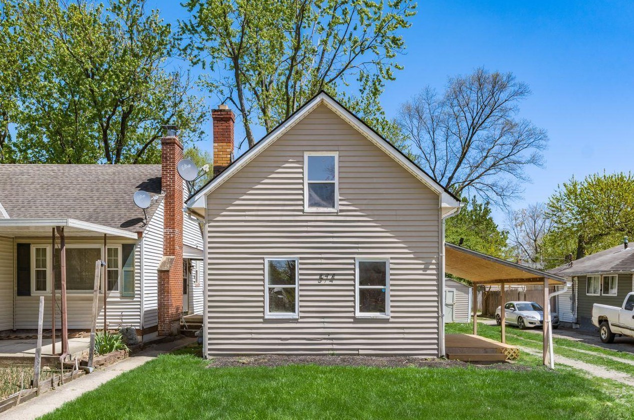 574 Hampton Rd, Columbus OH 43213-2727 exterior