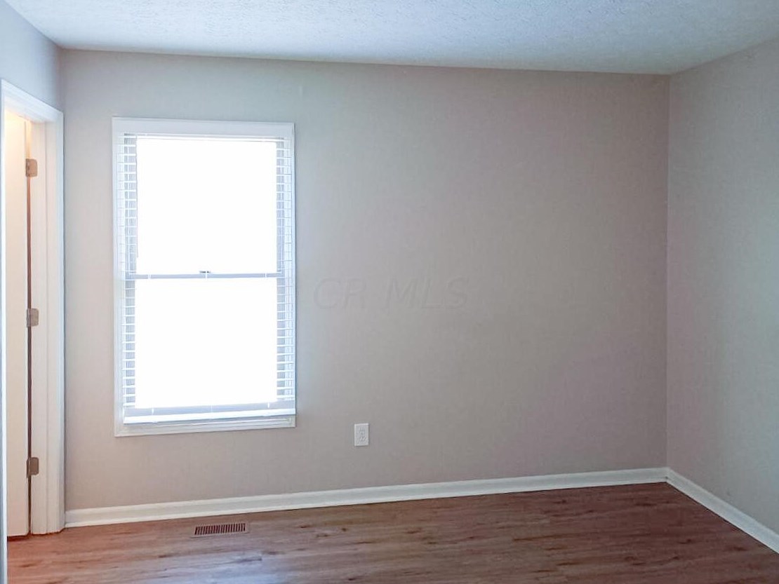 1151 Tenagra Way, Columbus OH 43228-9160 exterior