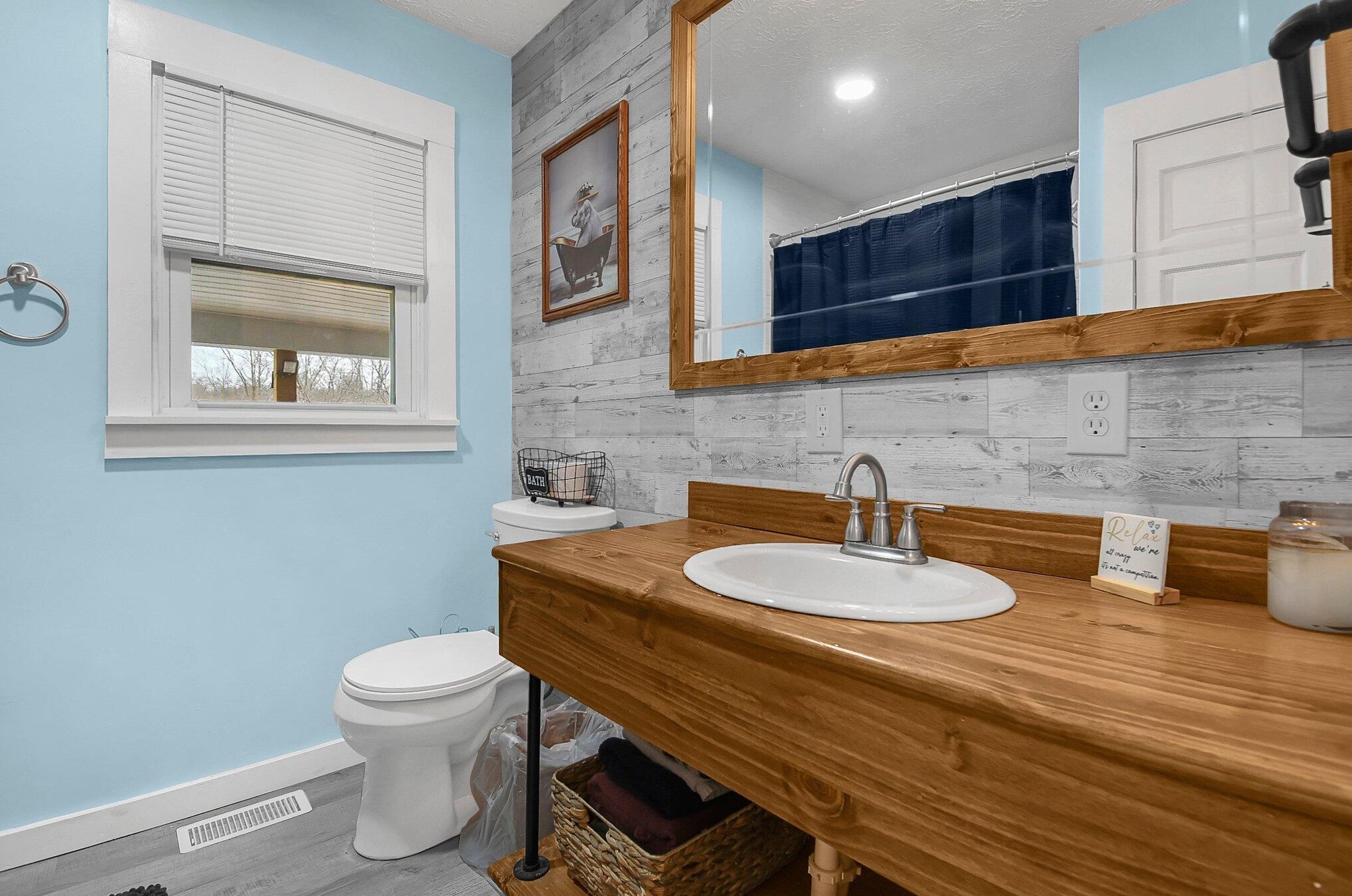 2377 Pumpkinvine Rd, Lancaster OH  43130-8010 exterior