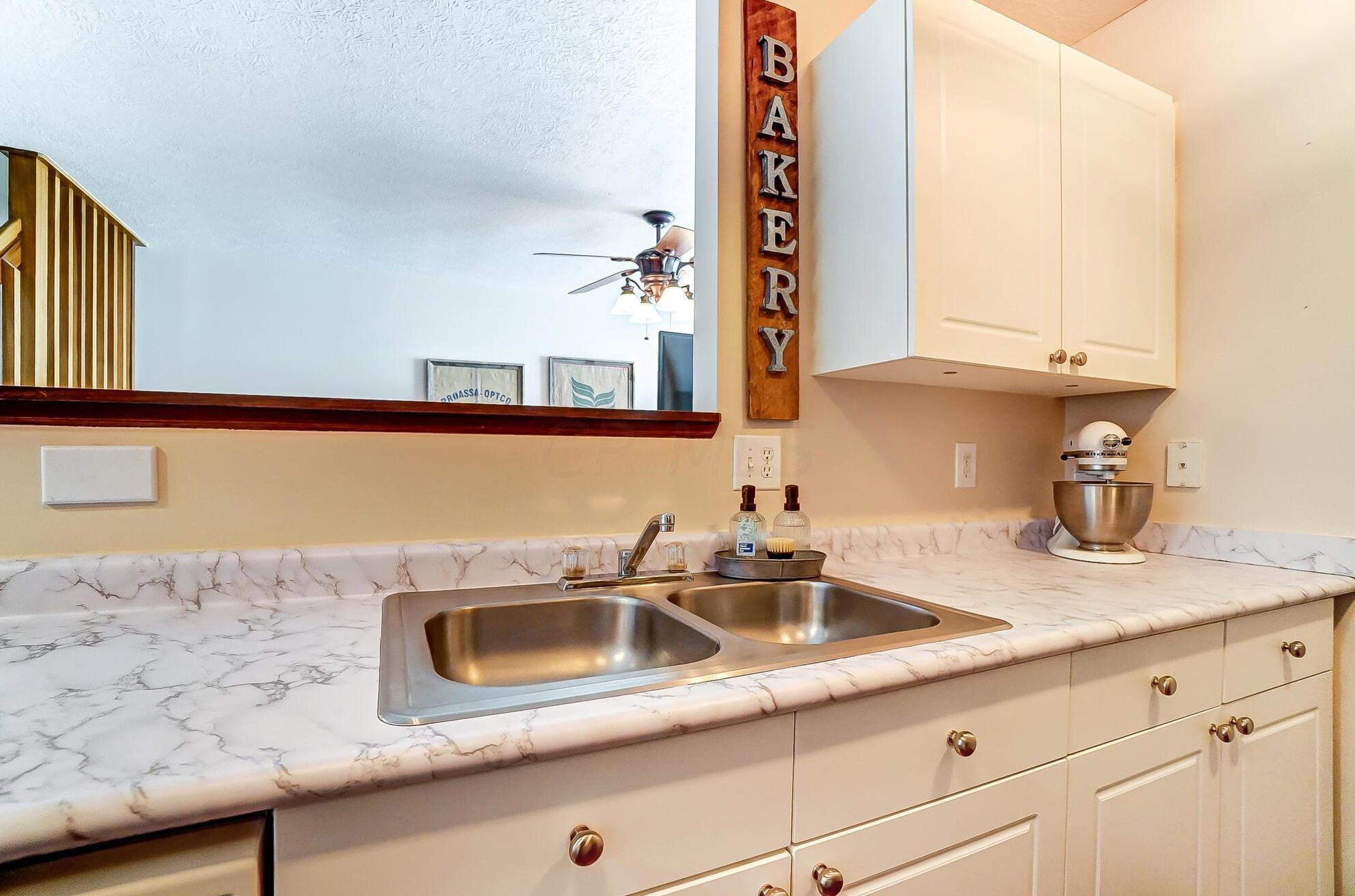 294 Shadbush Dr, Blacklick OH  43004-8440 exterior