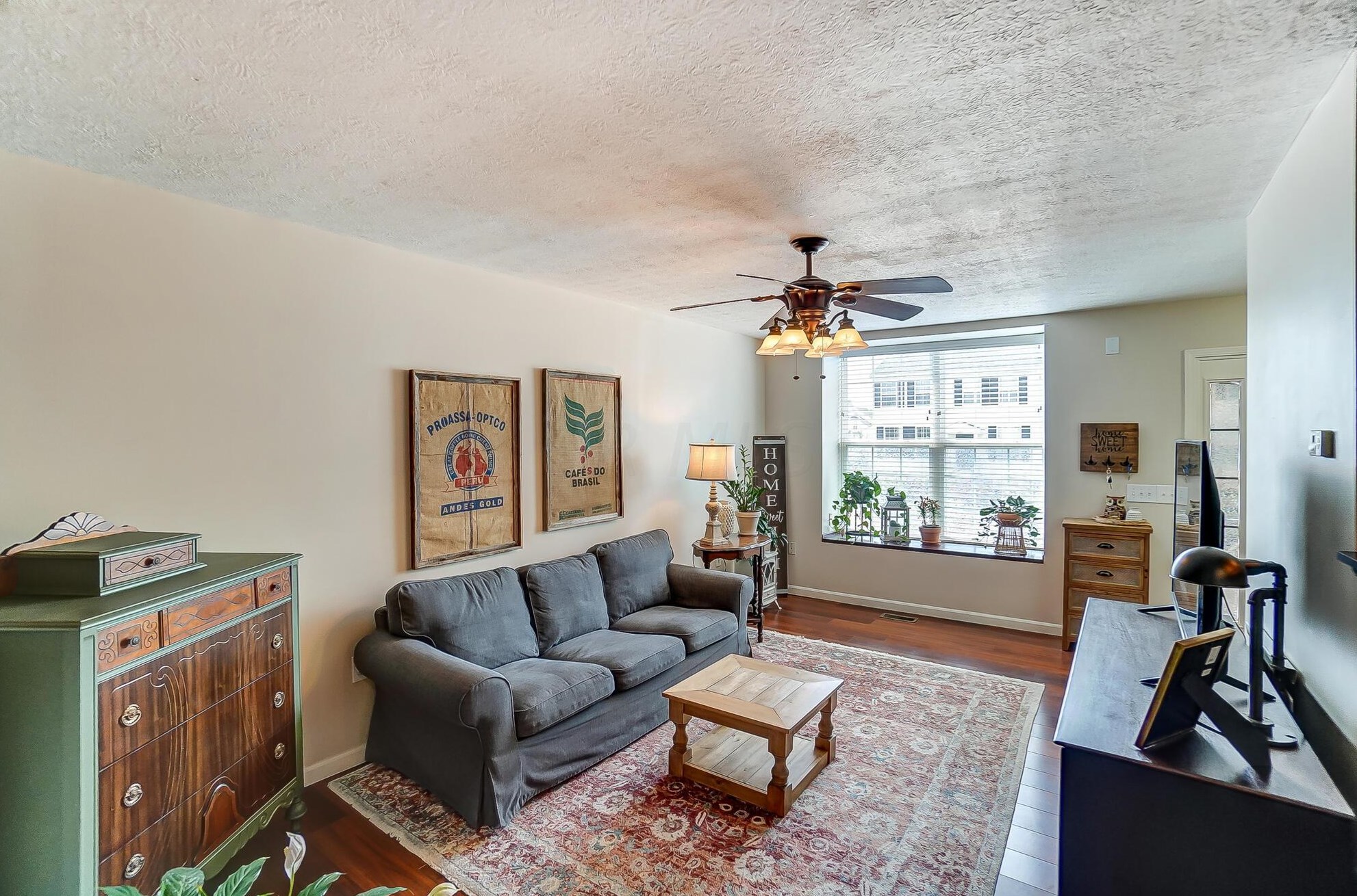 294 Shadbush Dr, Blacklick OH  43004-8440 exterior