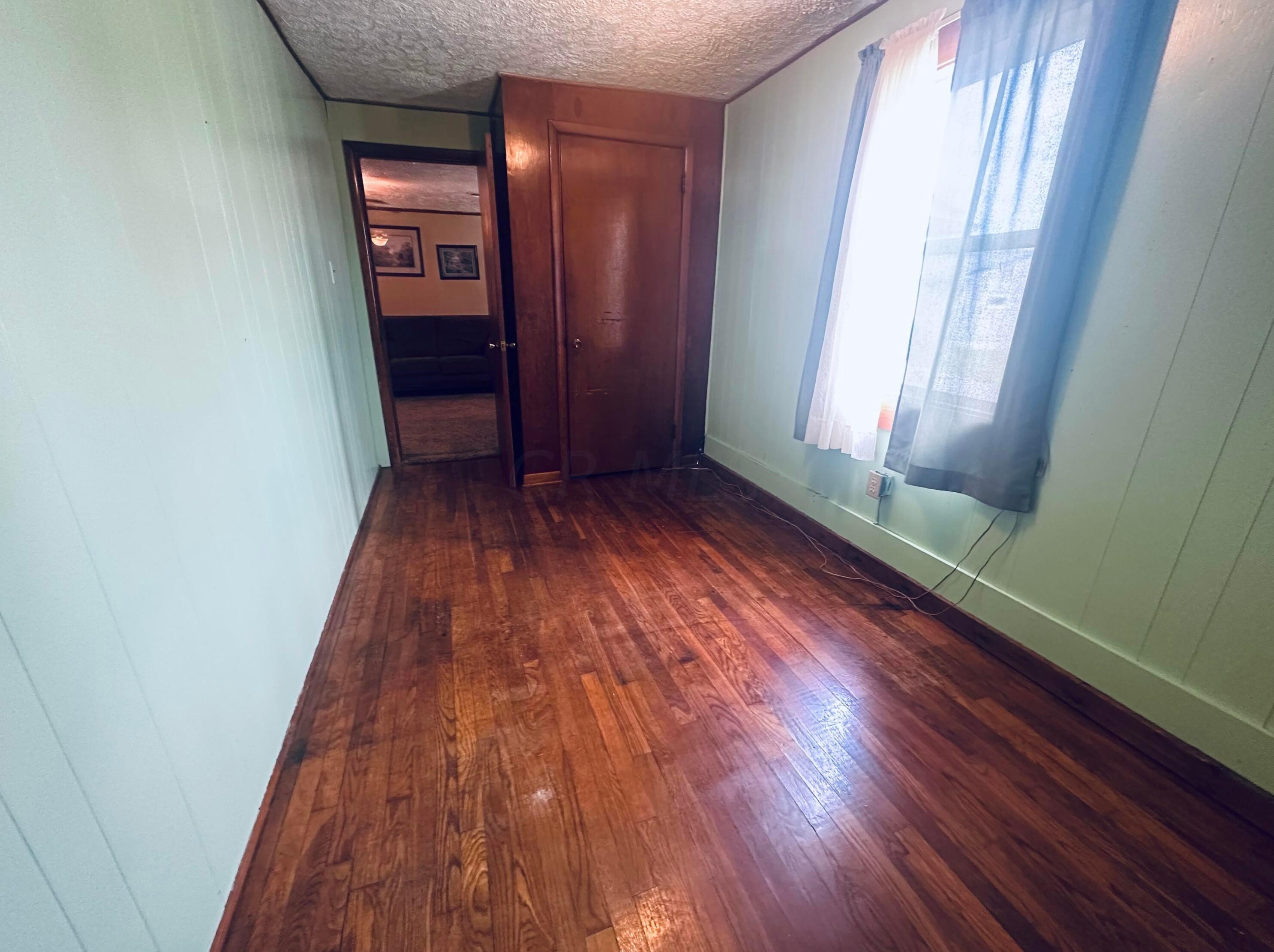 328 Brown St, Crooksville OH  43731-1008 exterior