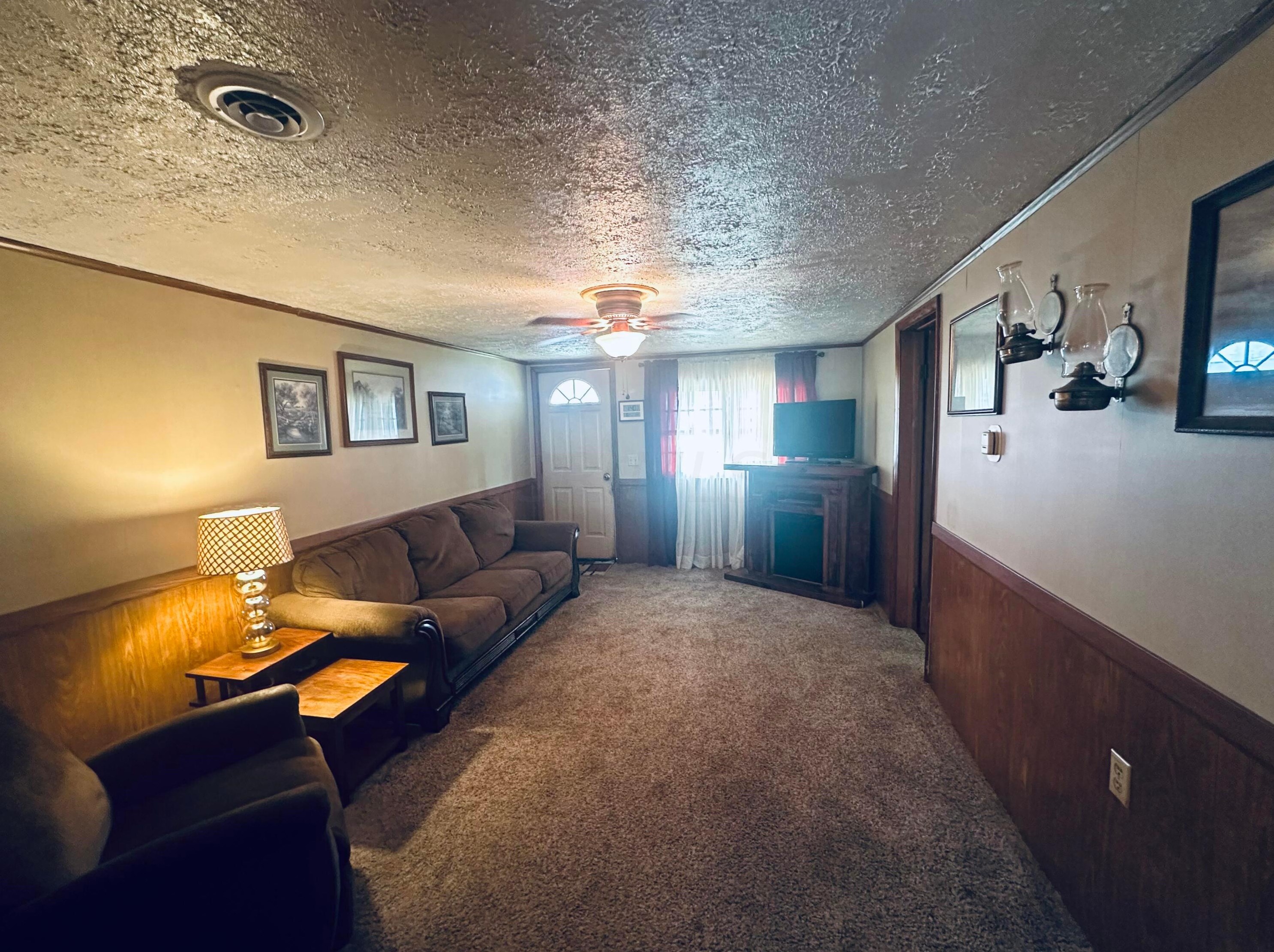 328 Brown St, Crooksville OH  43731-1008 exterior