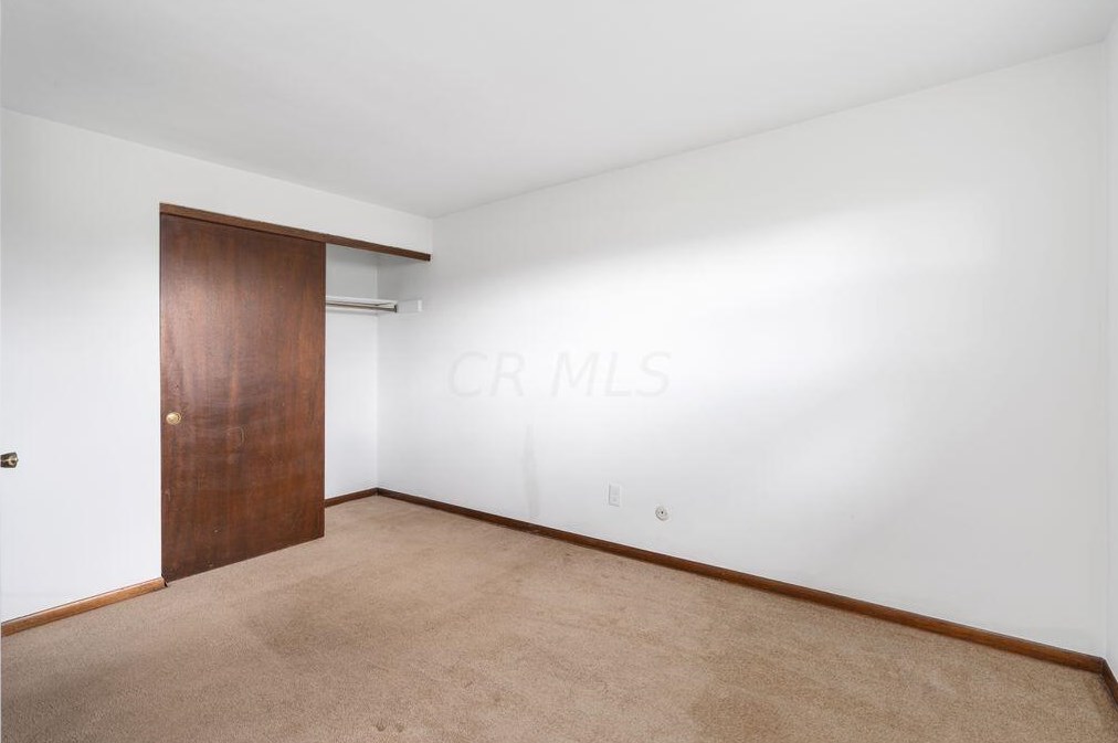 501 Goshen Ct, Columbus OH 43230-2711 exterior