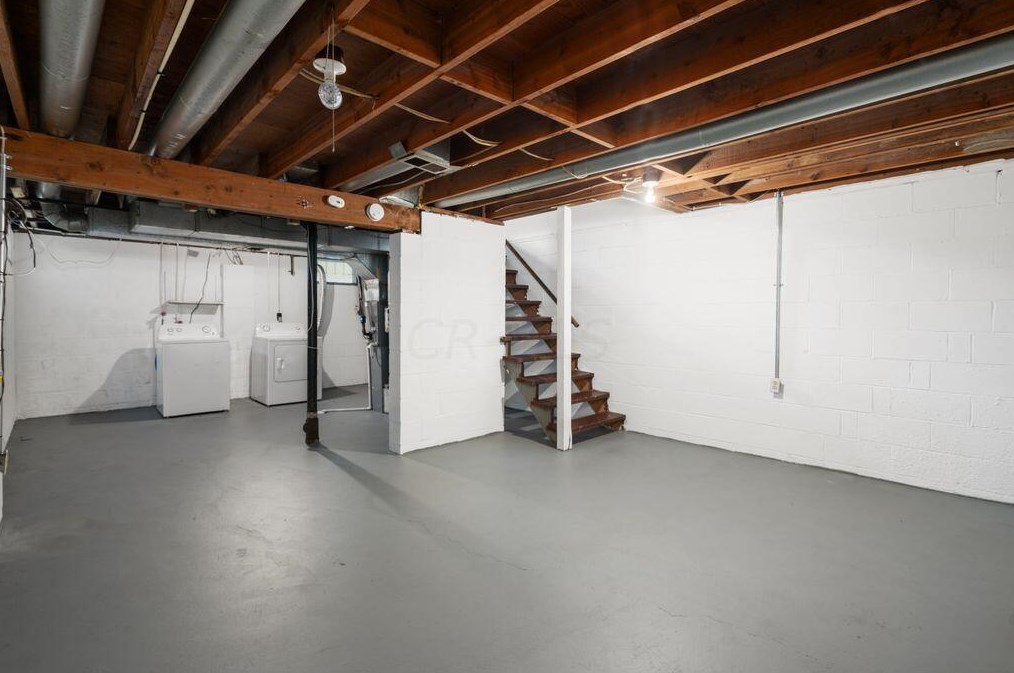 501 Goshen Ct, Columbus OH 43230-2711 exterior