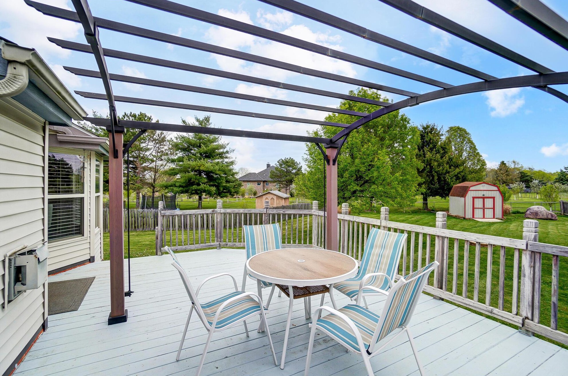 3483 Treeline Ln, Darbydale OH  43123-4872 exterior