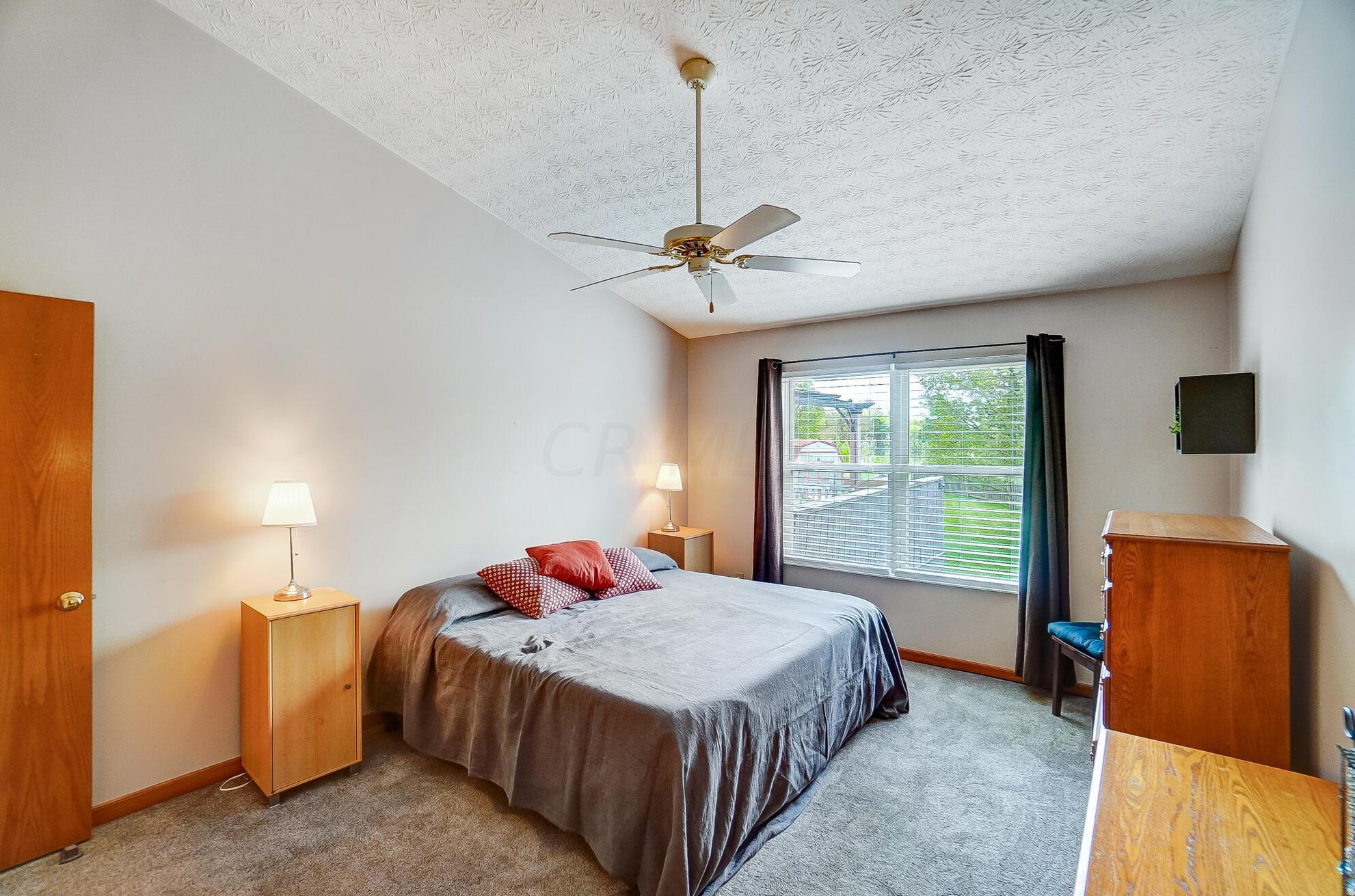 3483 Treeline Ln, Darbydale OH  43123-4872 exterior