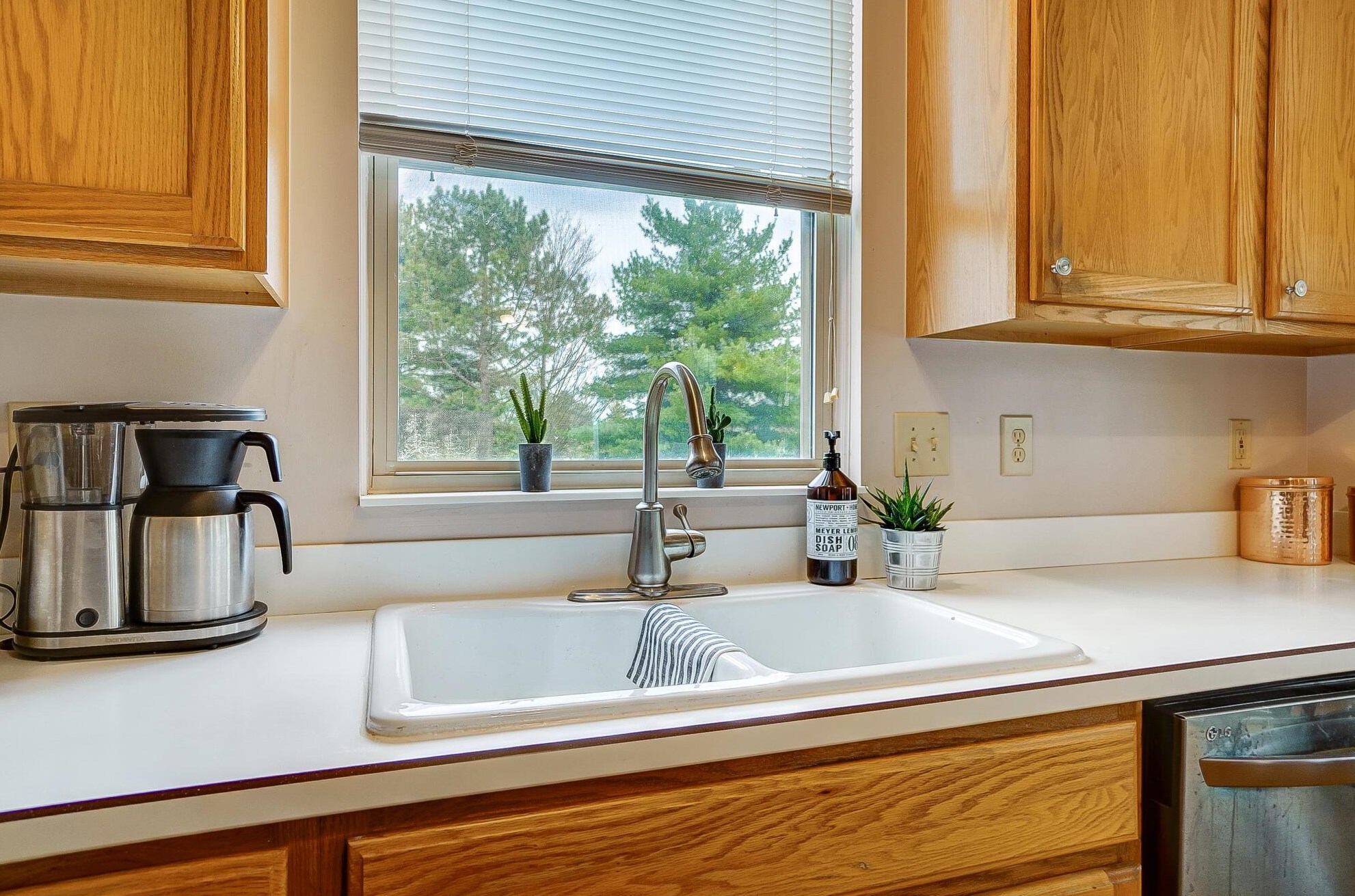 3483 Treeline Ln, Darbydale OH  43123-4872 exterior