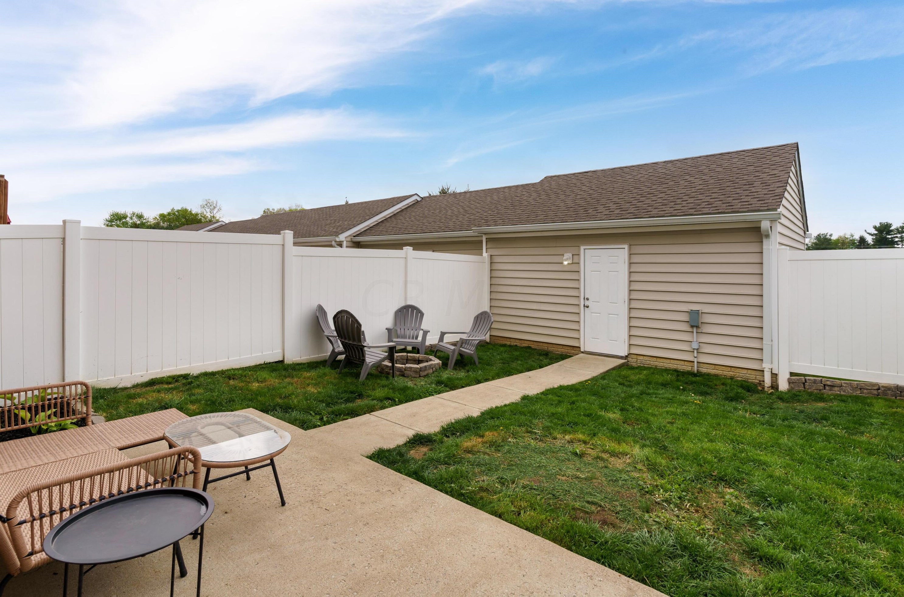 492 Autumn Ridge Cir, Pickerington OH  43147-7836 exterior