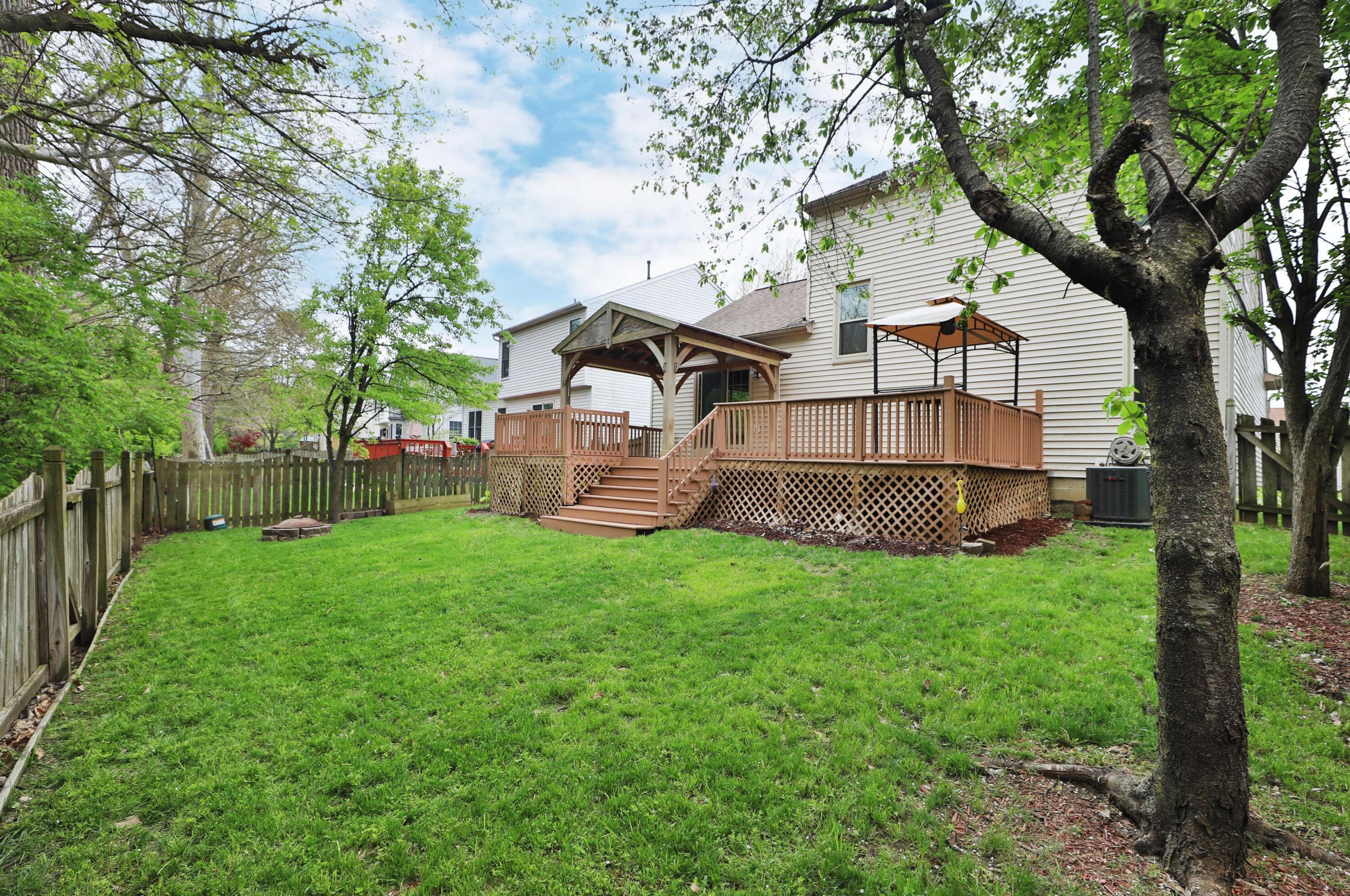 5504 Westerville Crossing Dr, Westerville OH  43081-9630 exterior