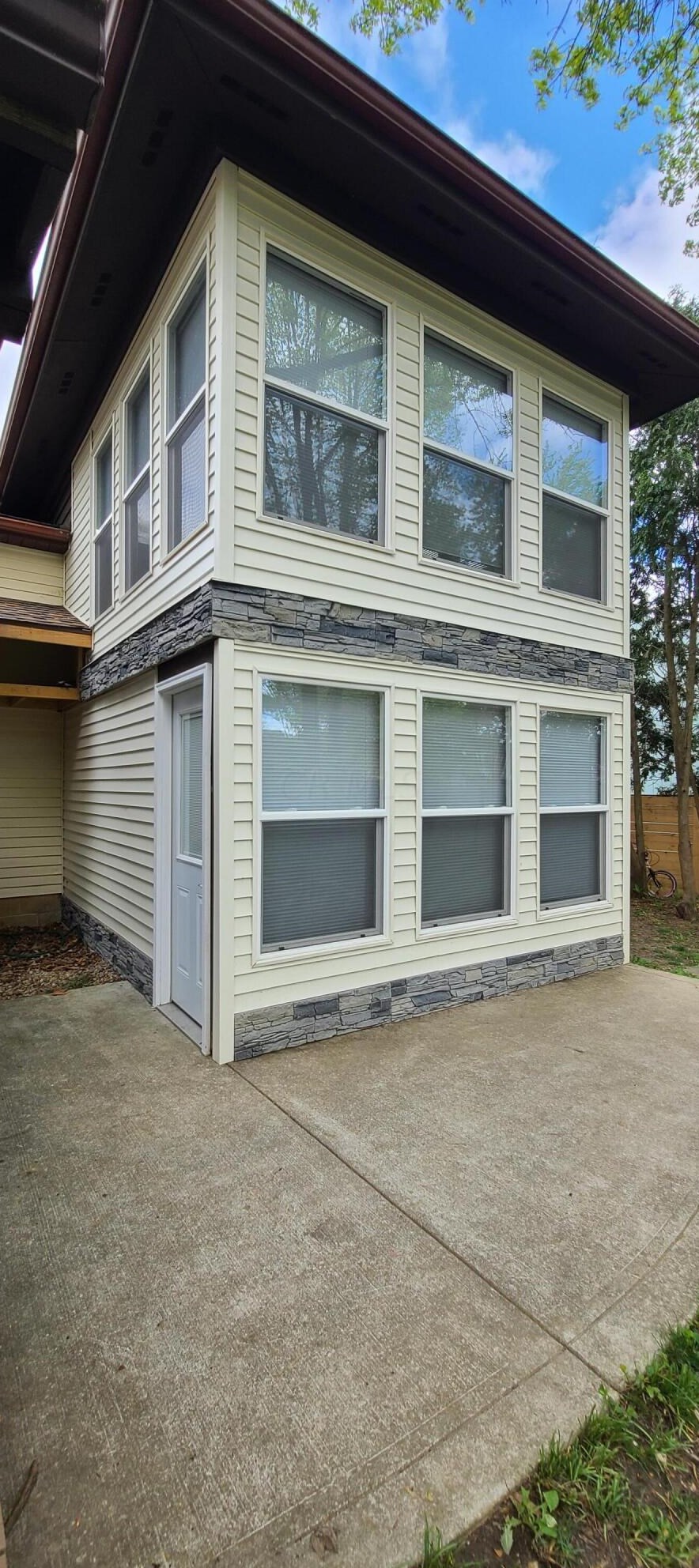 836 Mcdonell Dr, Columbus OH  43230-1620 exterior