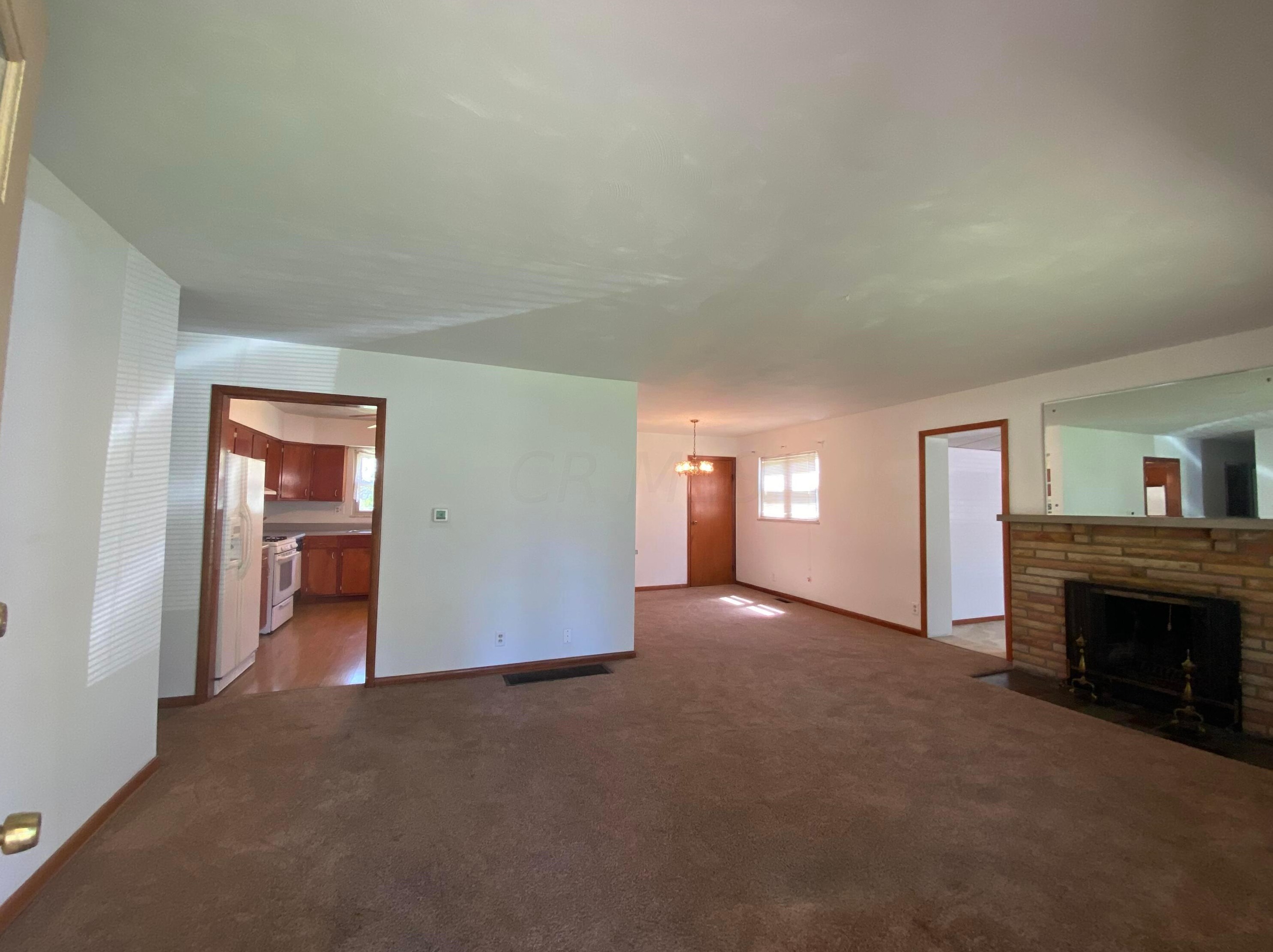 4326 Maize Rd, Columbus OH  43224-1952 exterior