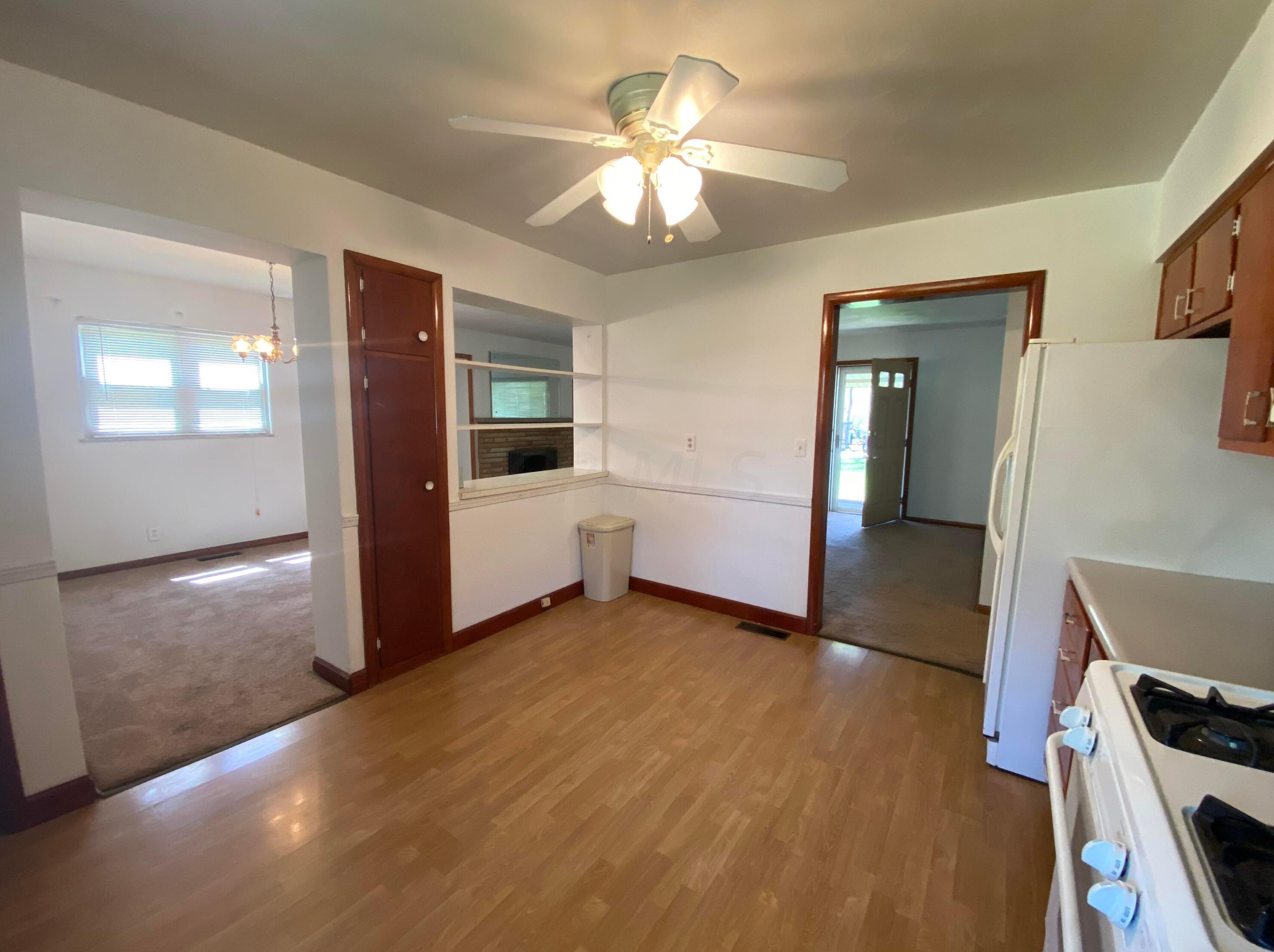 4326 Maize Rd, Columbus OH  43224-1952 exterior