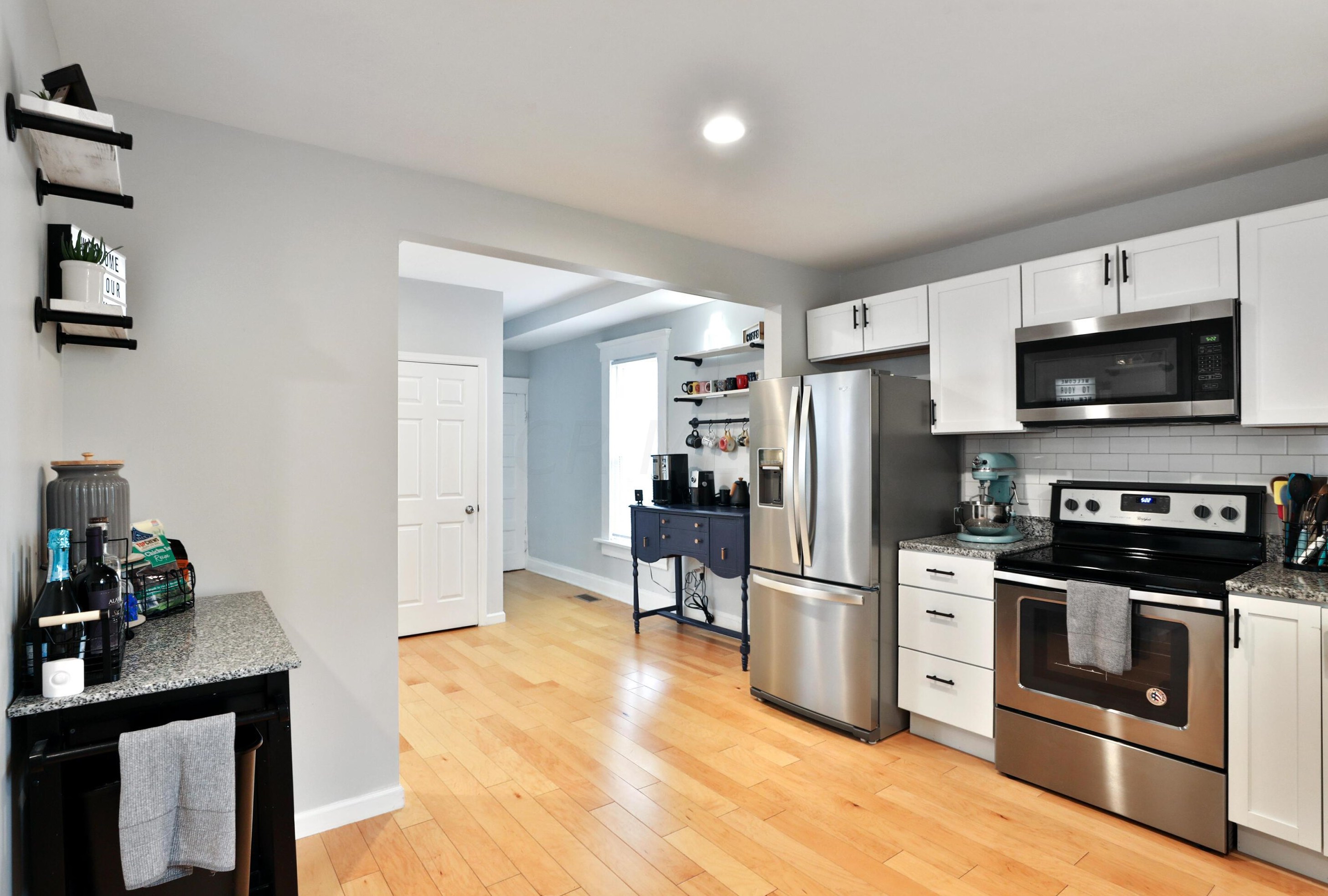 953 Ellsworth Ave, Columbus OH  43206-1709 exterior