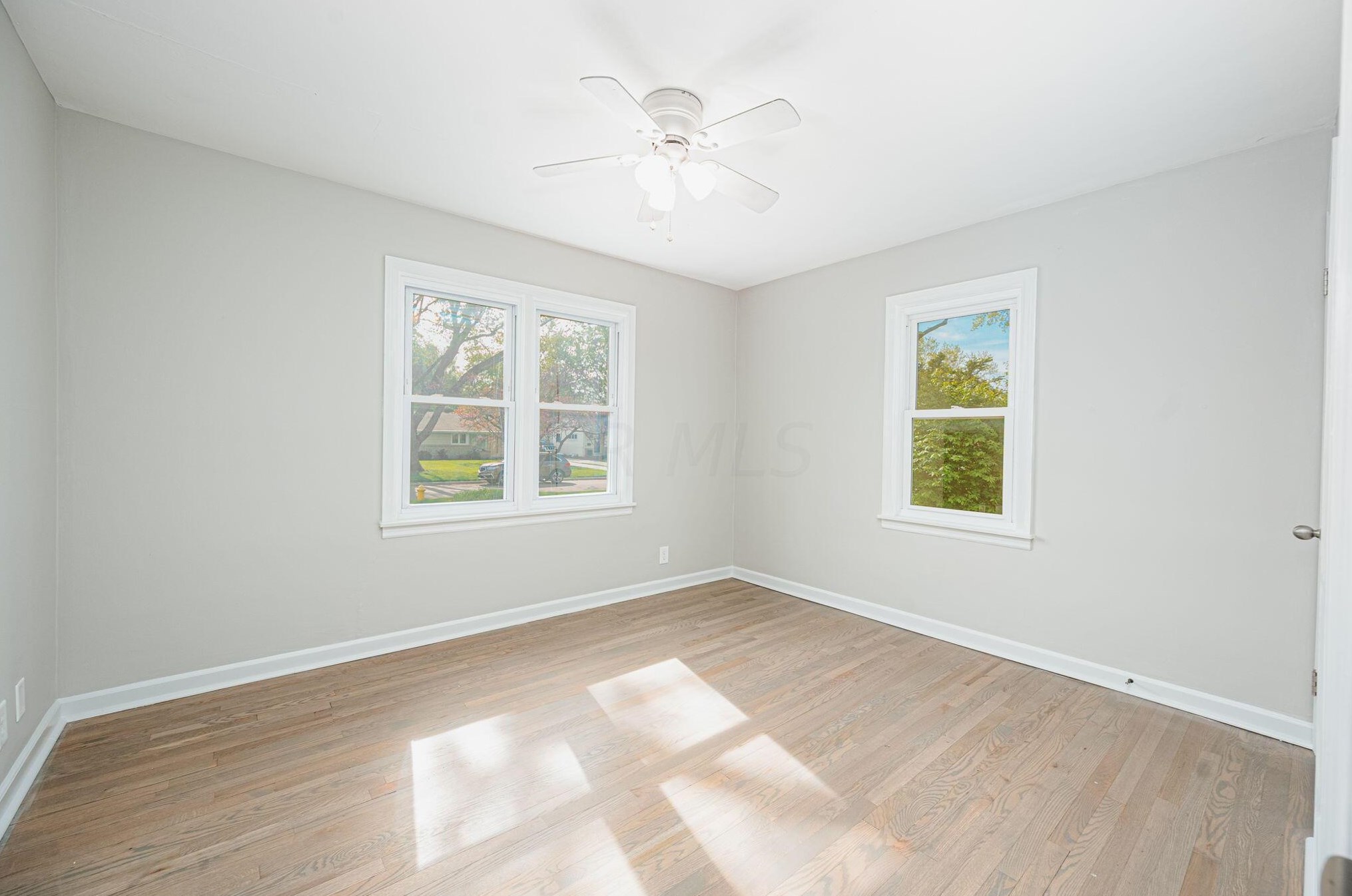 3259 Kenyon Rd, Columbus OH  43221-1809 exterior