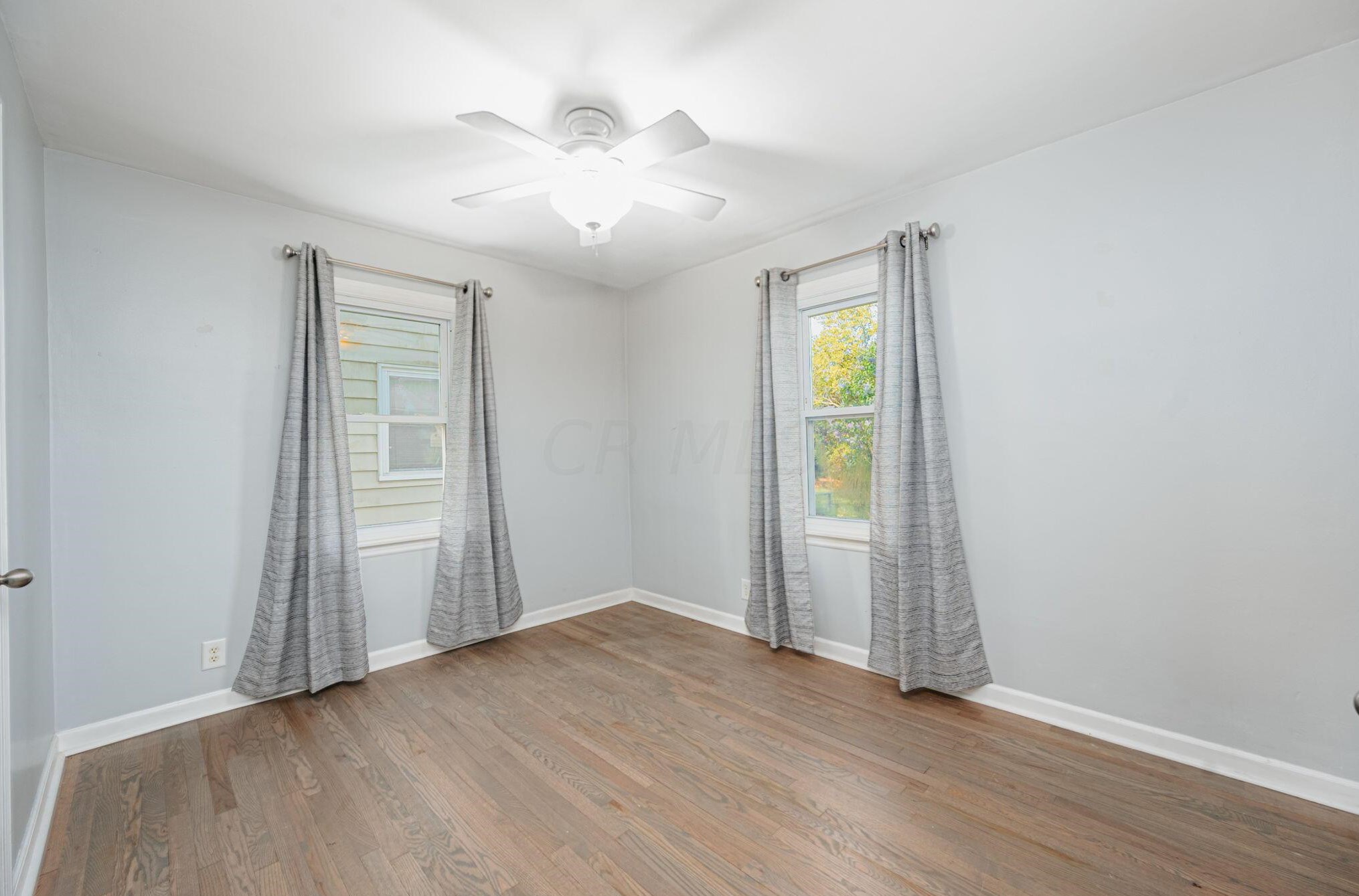 3259 Kenyon Rd, Columbus OH  43221-1809 exterior