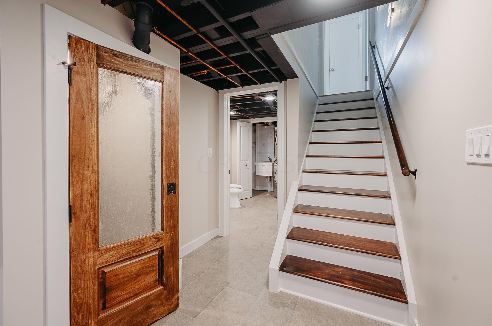 3259 Kenyon Rd, Columbus OH  43221-1809 exterior