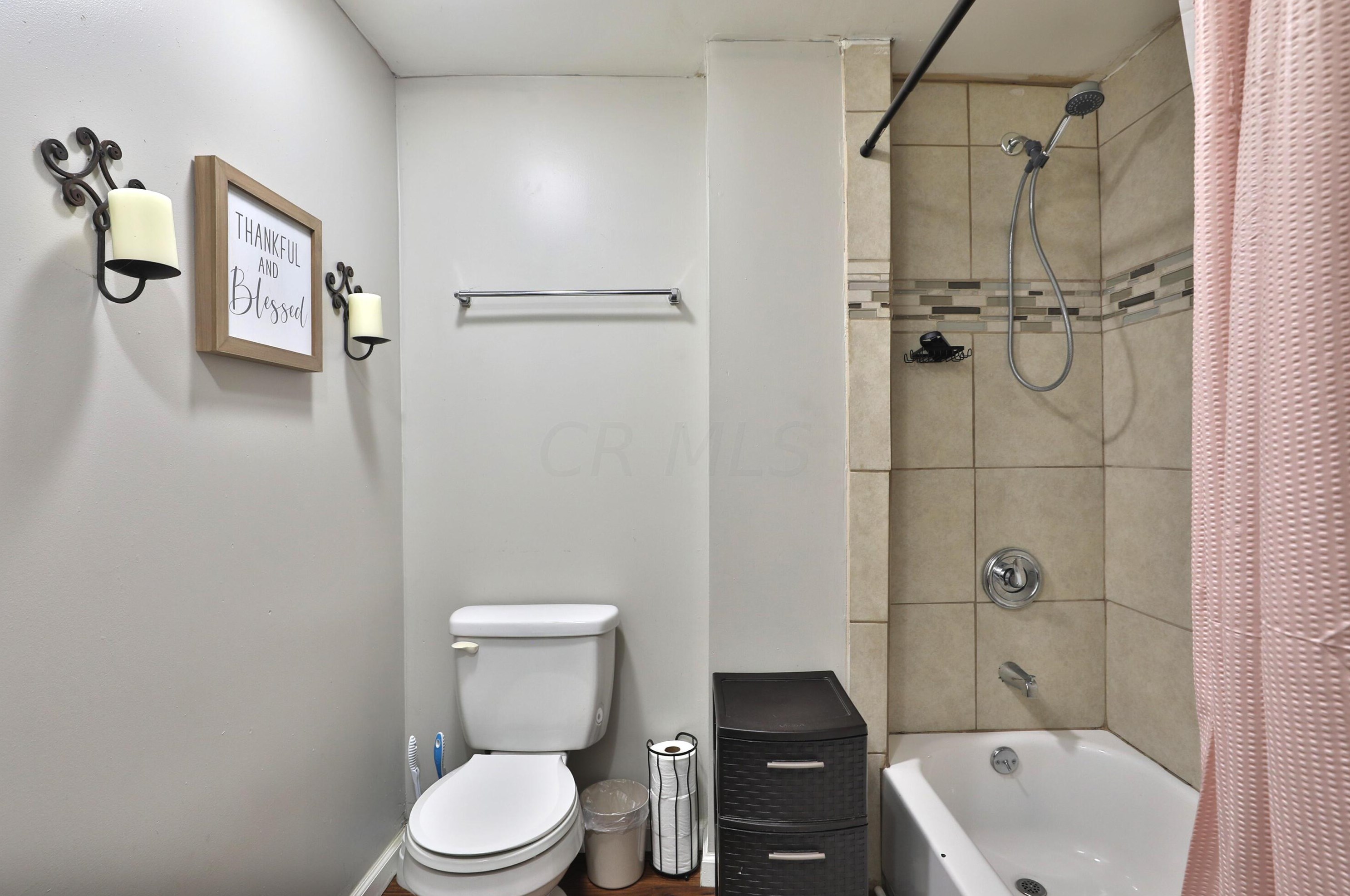 406 Emmit Ave, Columbus OH  43228-1961 exterior