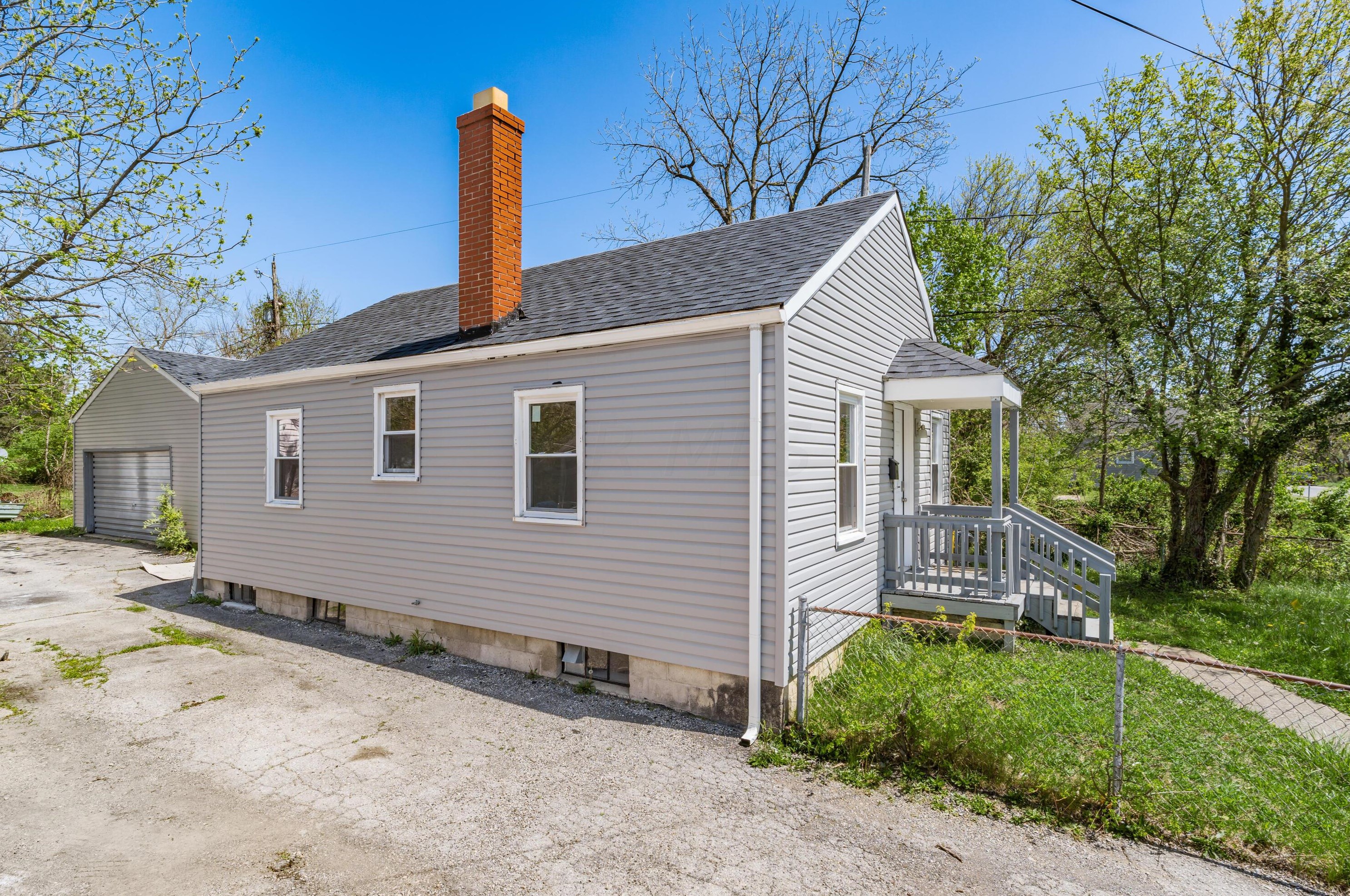 1798 Republic Ave, Columbus OH 43211-1853 exterior