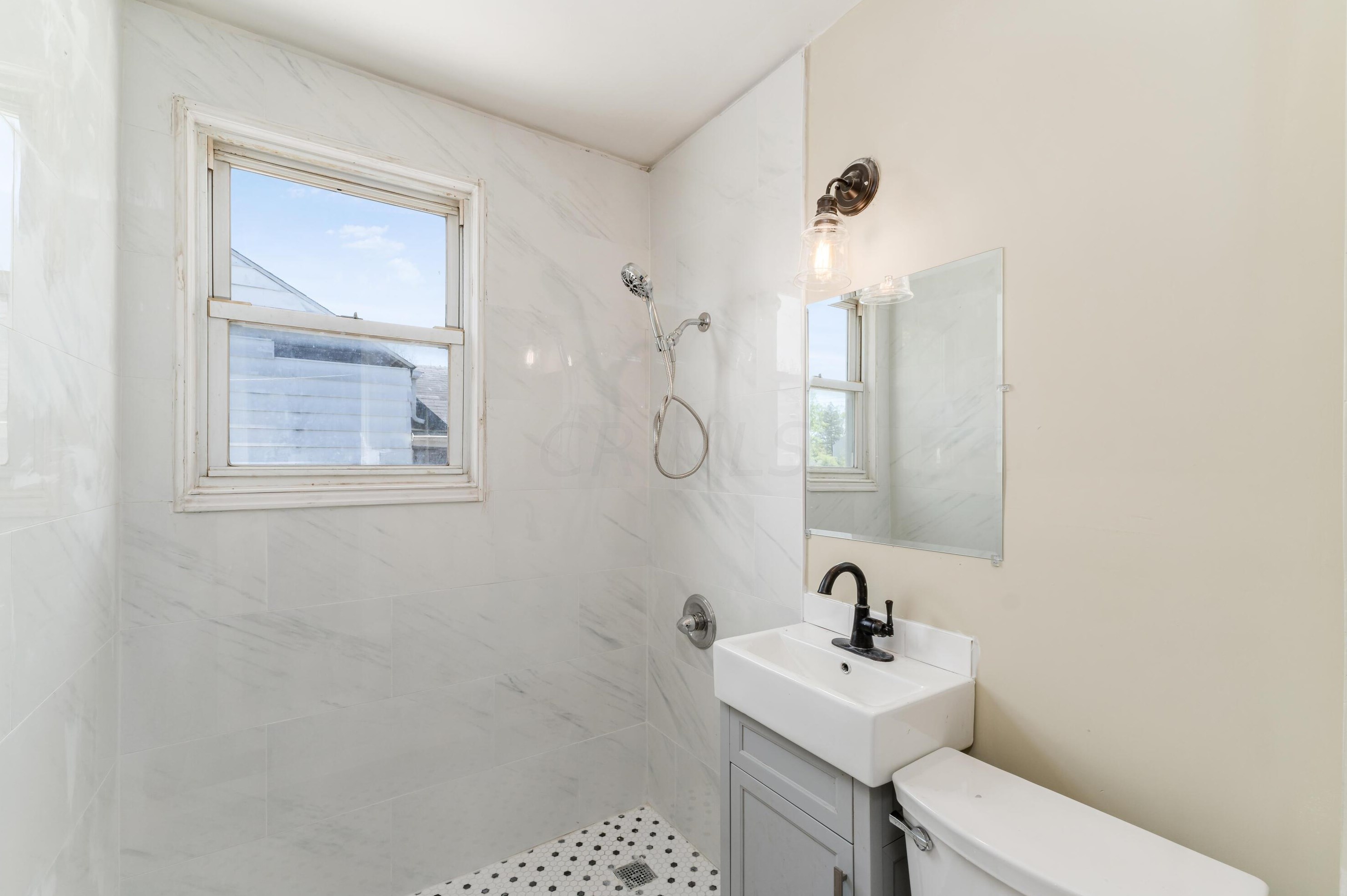 1798 Republic Ave, Columbus OH 43211-1853 exterior