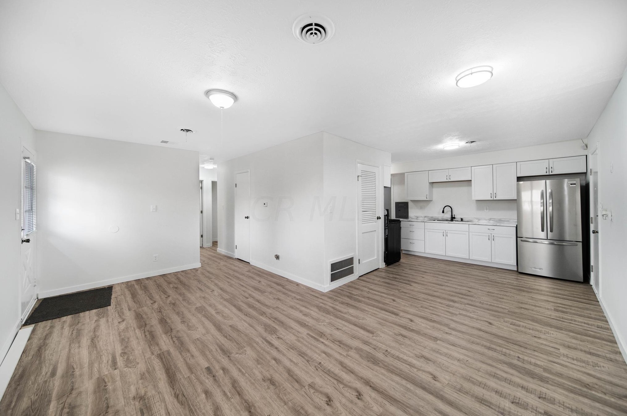 1603 Vilardo Ln, Columbus OH 43227-3630 exterior