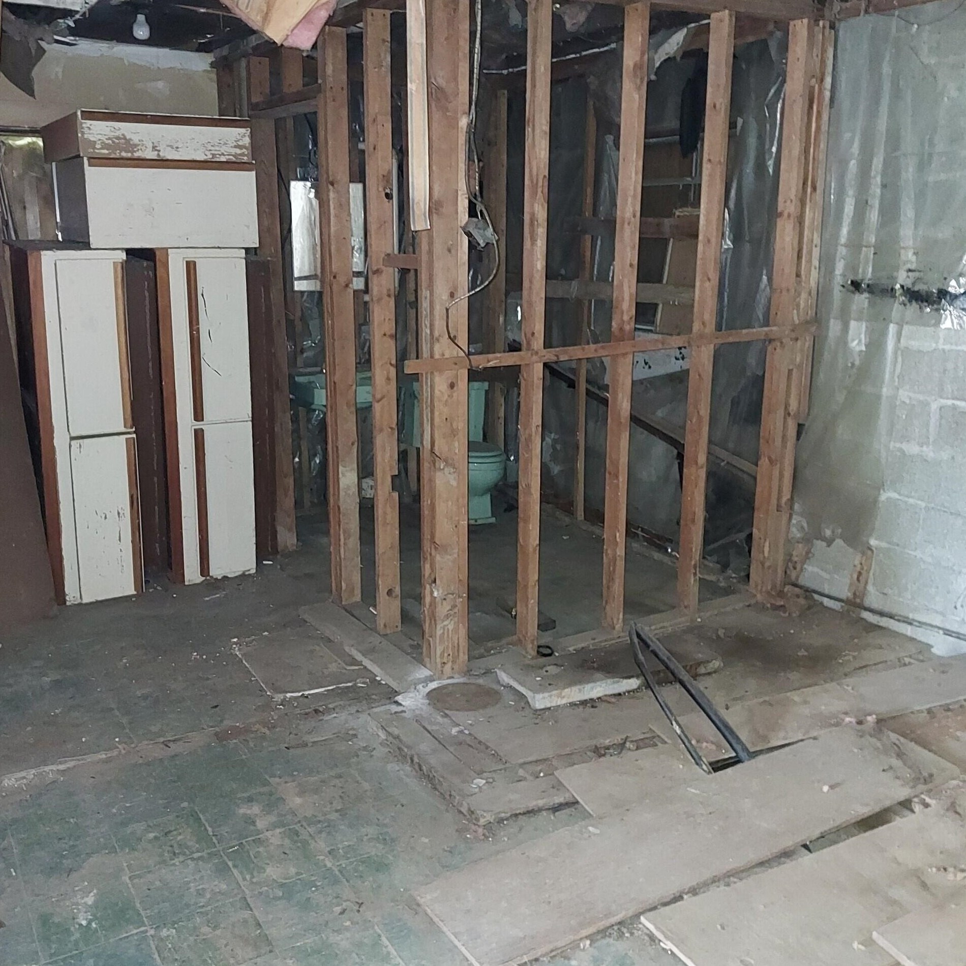 1750 16 Ave, Columbus OH 43219-1915 exterior