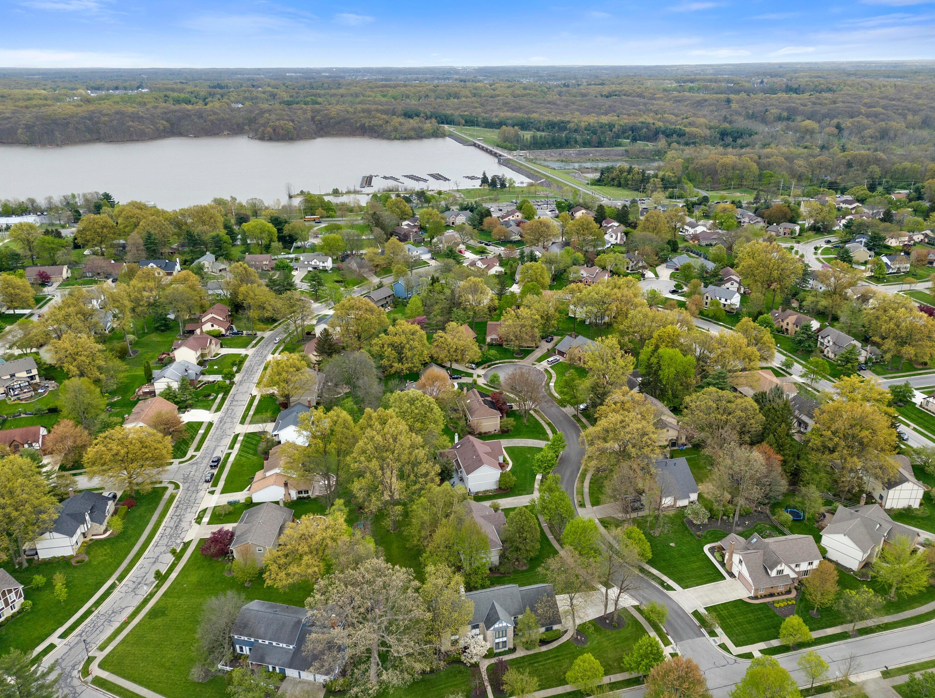 1148 Scarlet Ct, Westerville OH  43081-4503 exterior