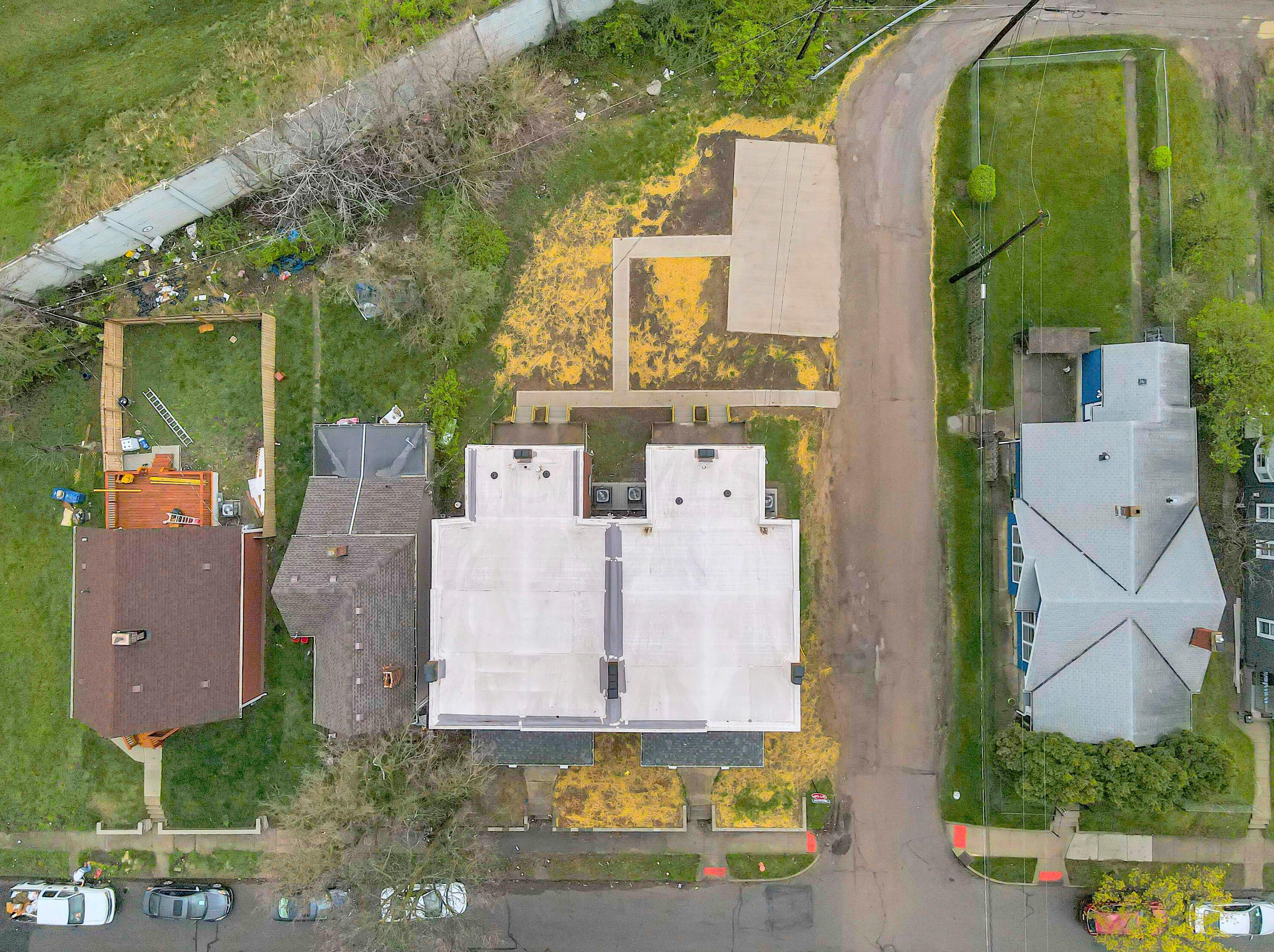 1123-1129 Sidney St, Columbus OH exterior