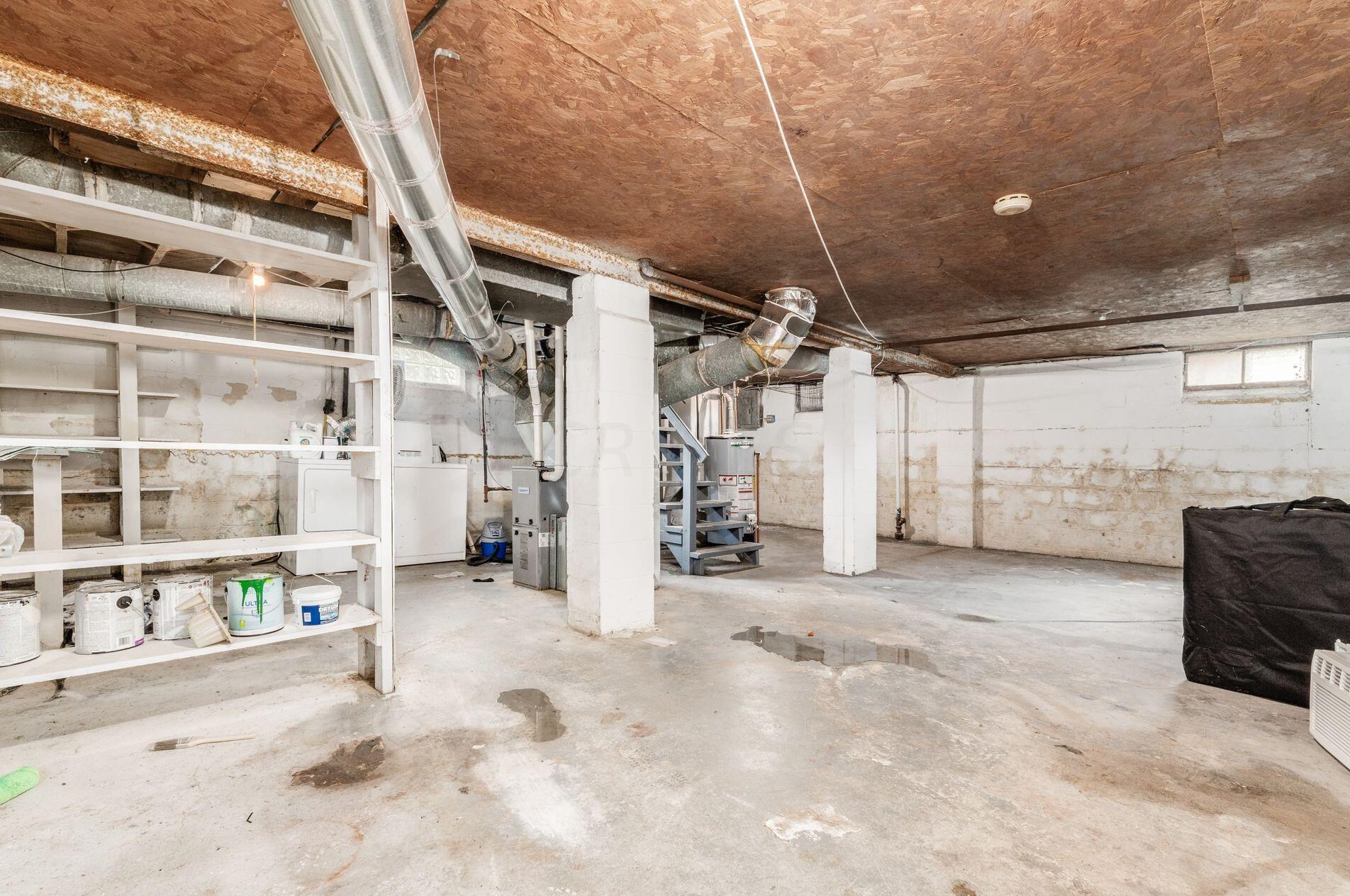 2181 Sagamore Rd, Columbus OH  43219-1285 exterior