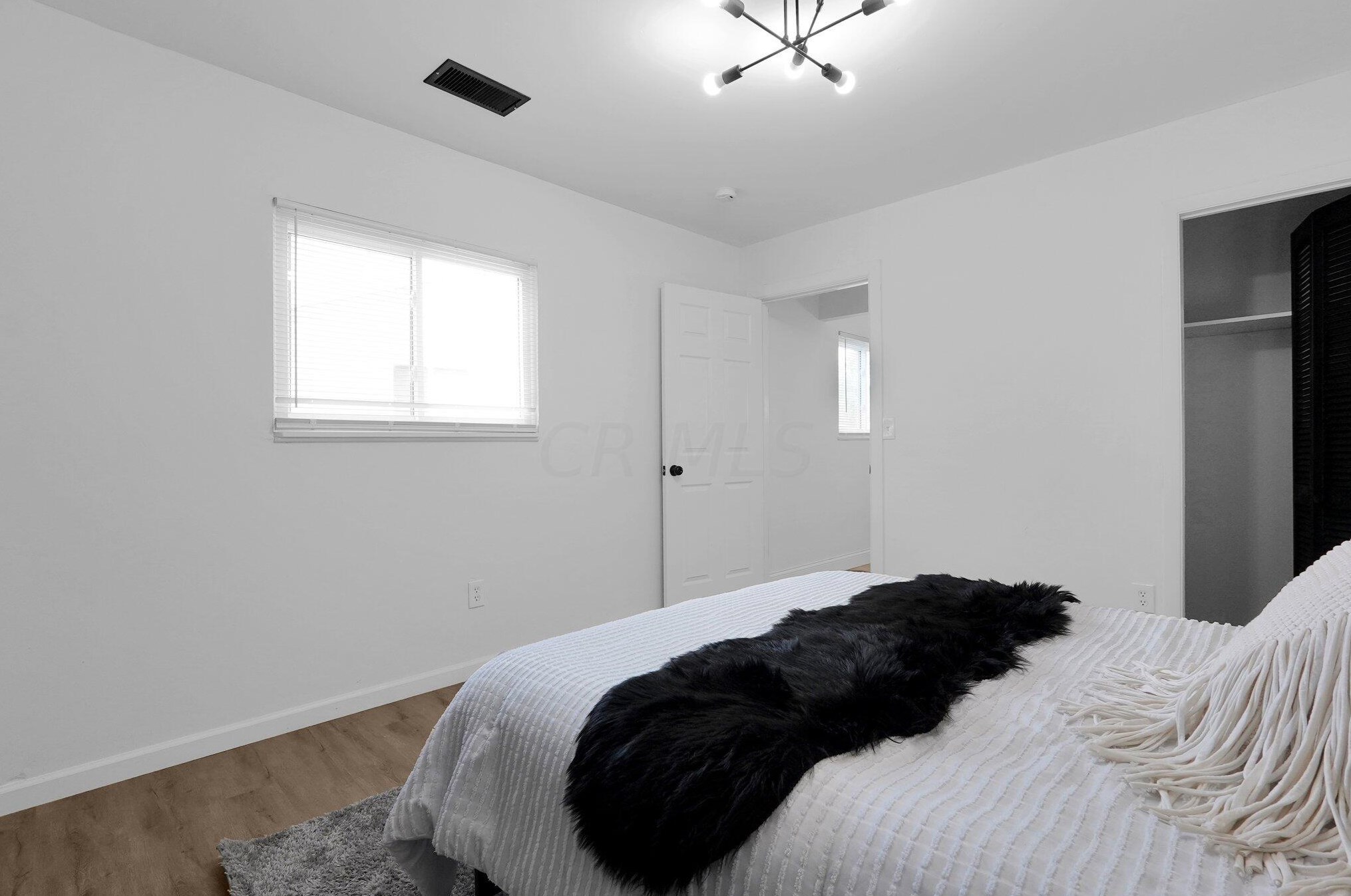 2943 Southfield Dr, Columbus OH 43207-3389 exterior