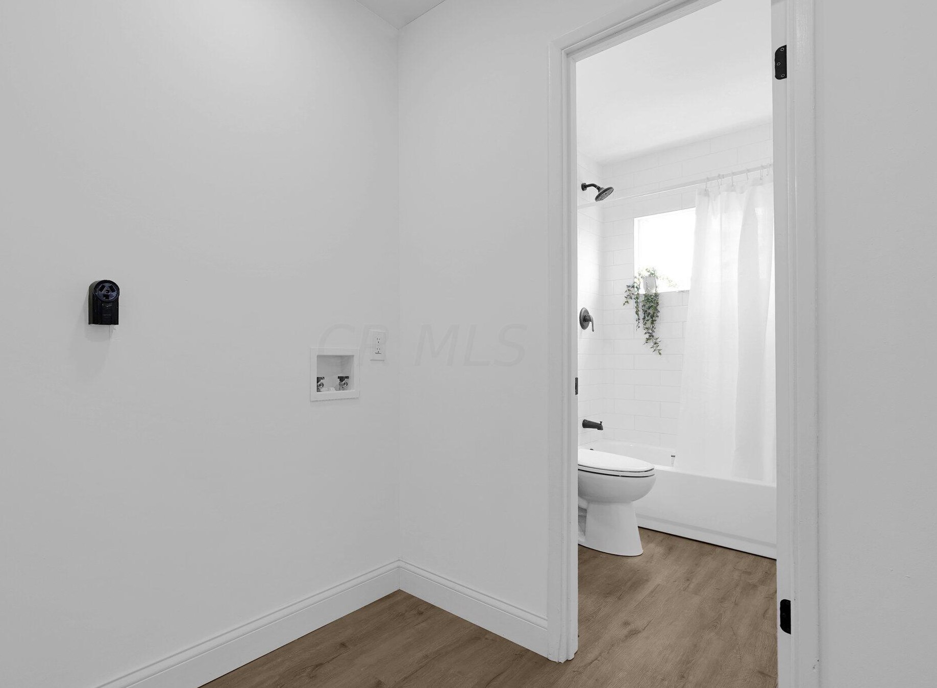 2943 Southfield Dr, Columbus OH 43207-3389 exterior