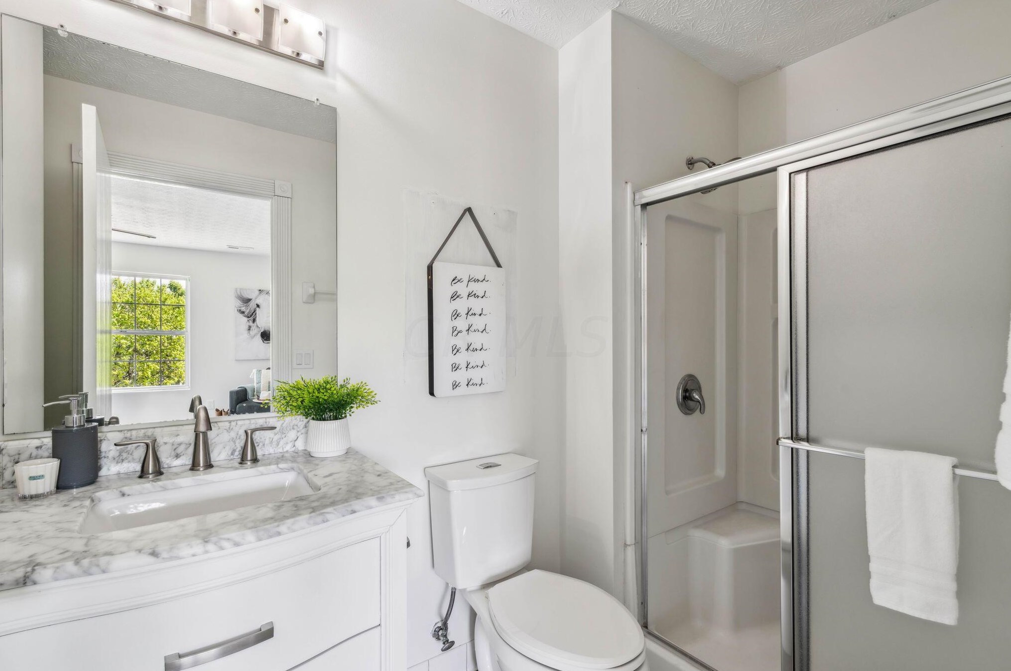 4640 Grandover Dr, Columbus OH  43207-8763 exterior