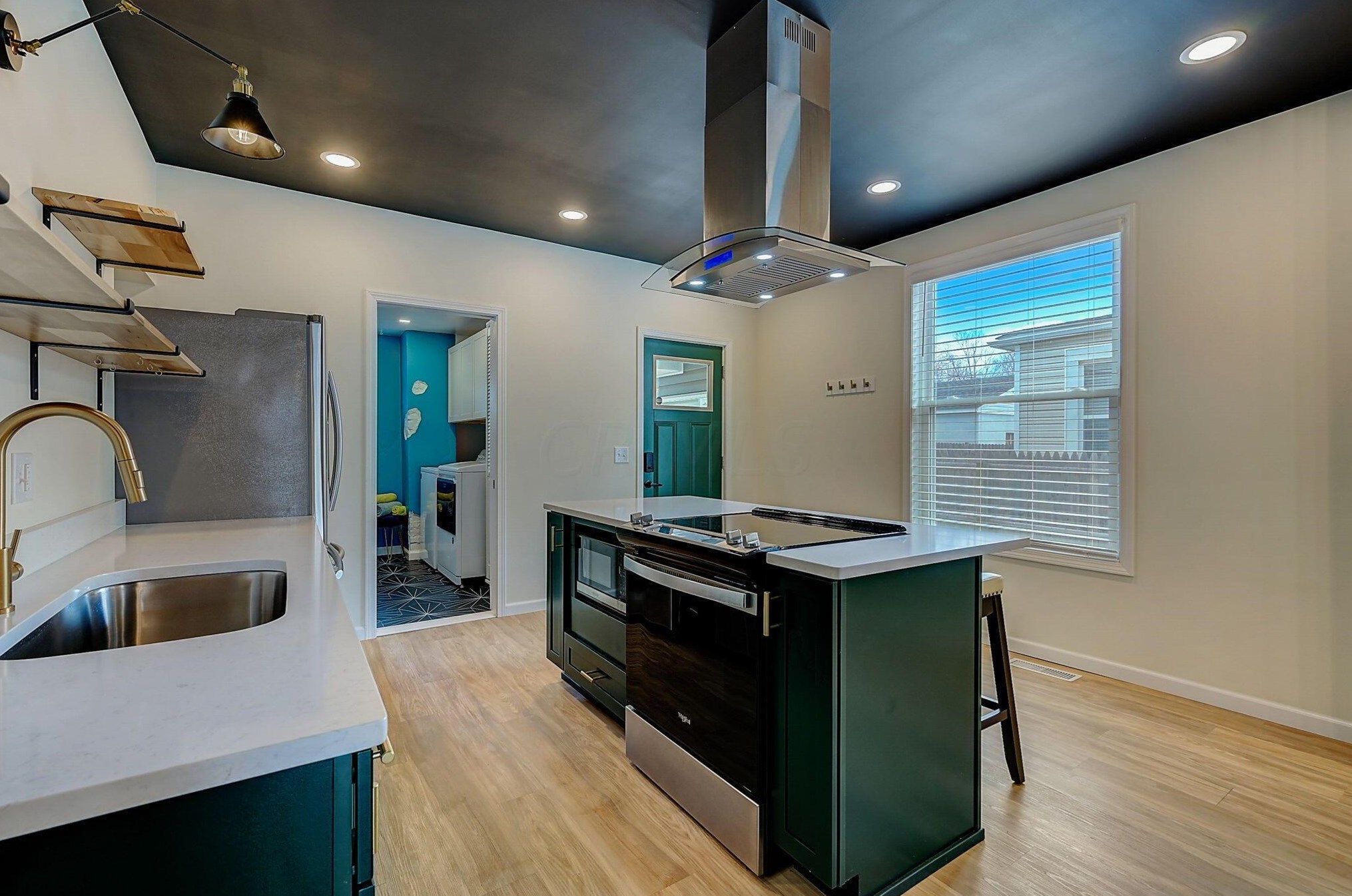 606 Stewart Ave, Columbus OH  43206-2884 exterior